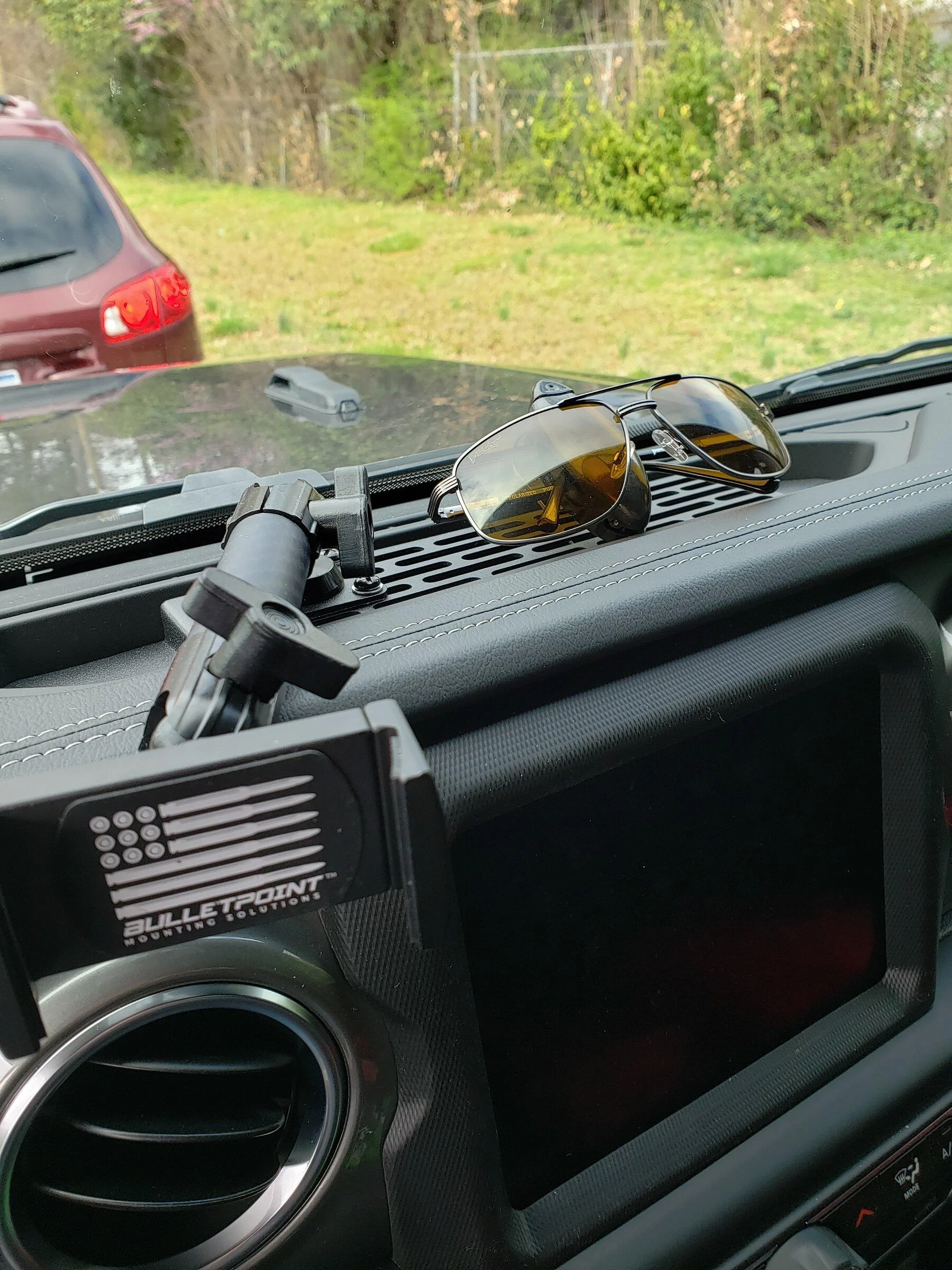 Jeep Gladiator Sunglass Storage Ideas 20220311_104957
