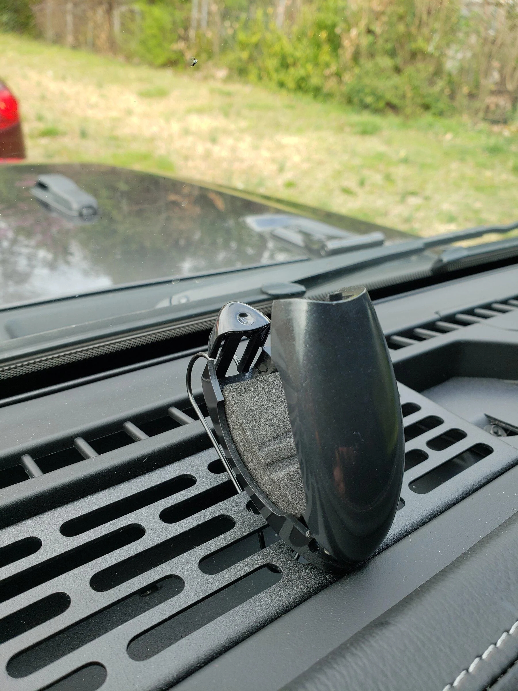 Jeep Gladiator Sunglass Storage Ideas 20220311_105015