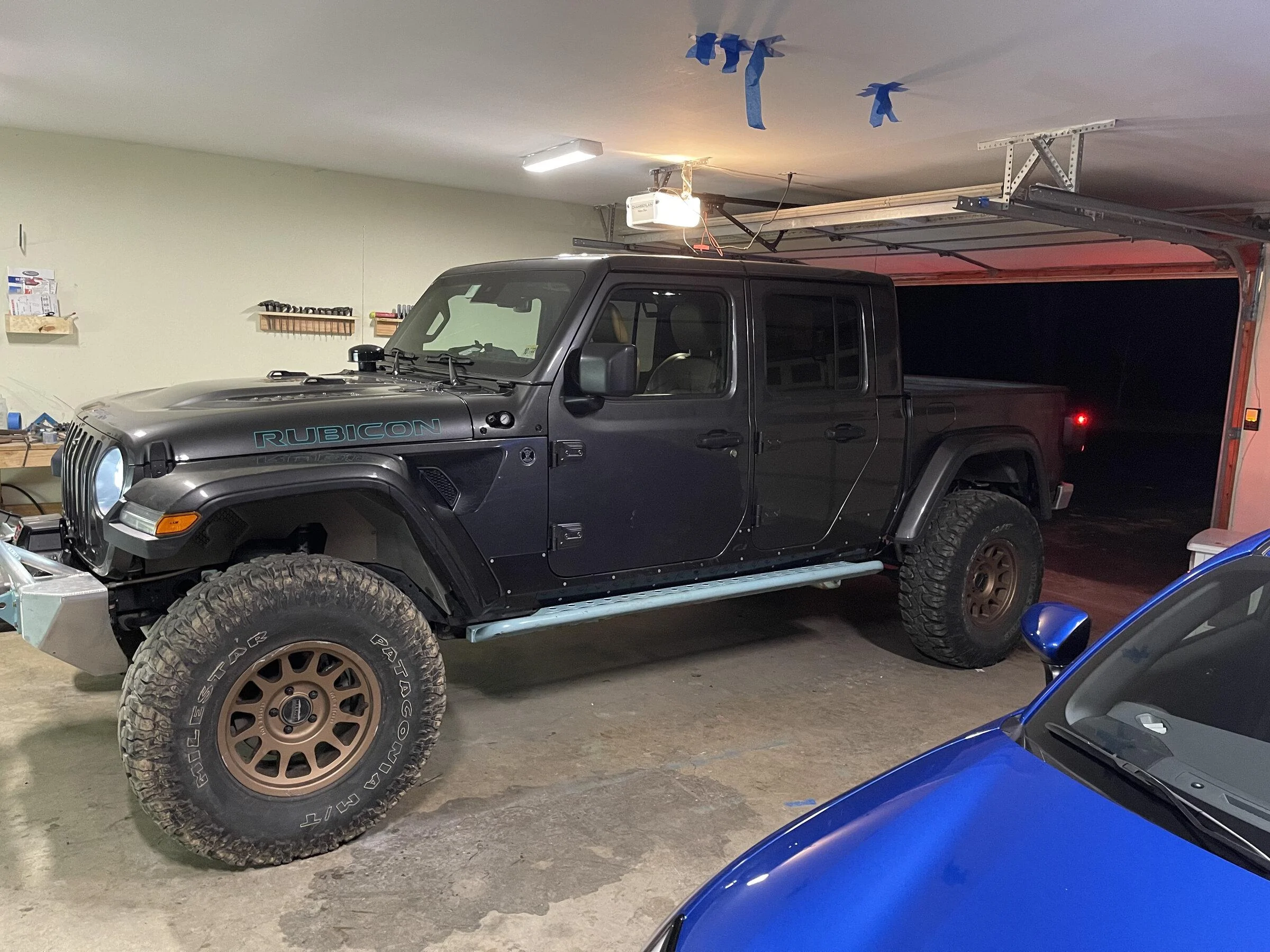 Jeep Gladiator Bronze wheel pics IMG_1531