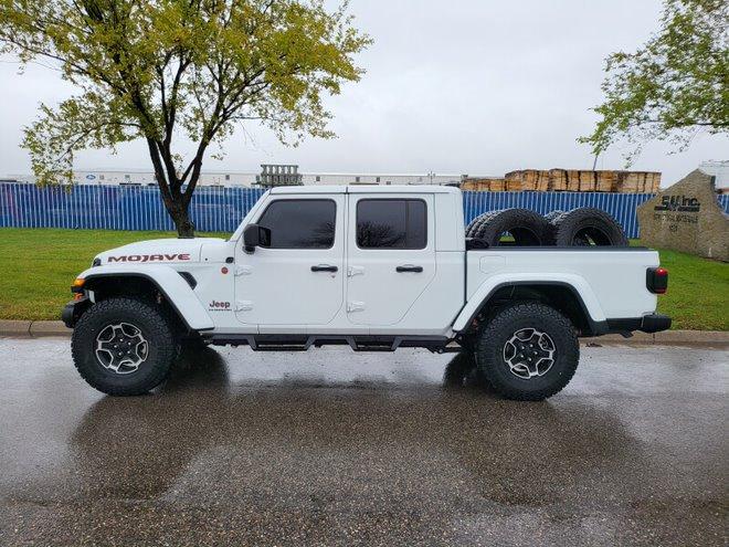 Jeep Gladiator 5 - 35x10.5x17 Kenda Klever RT RwftwQoLFu-aeI8?width=660&height=495&cropmode=none