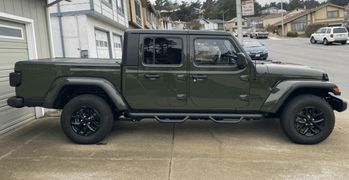 Jeep Gladiator SARGE GREEN Gladiator club SIDE-B4