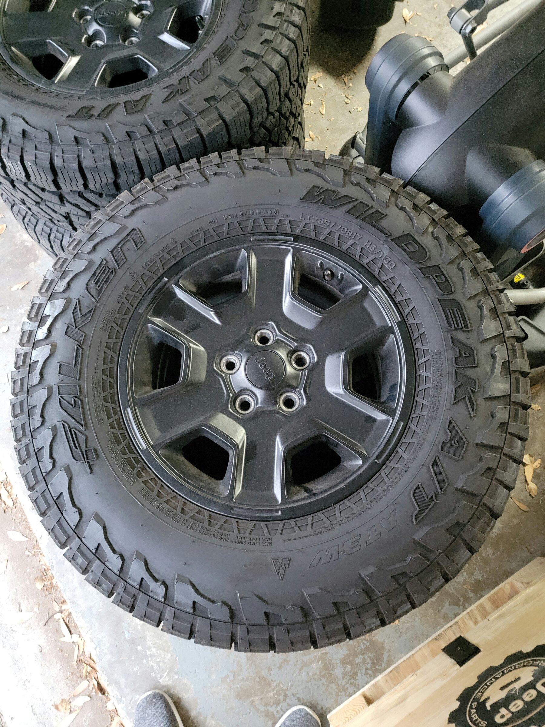 Jeep Gladiator Mojave Takeoffs $800 or best offer 20220311_182037