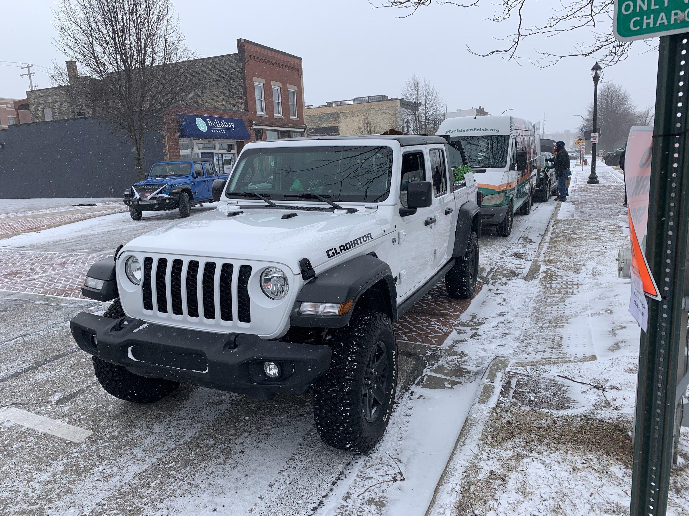 Jeep Gladiator Your JT might be cool, but is it Mrs. America Cool? B9FB4865-CDFC-467A-81E1-E5E1209F81D3