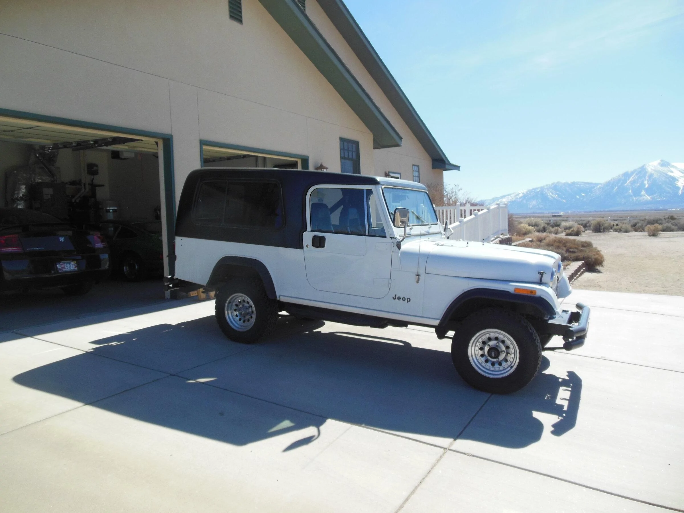 Jeep Gladiator Chucks old CJ8, part 3  OK I took some pictures of the old CJ 8 and hopefully can attach them to this. Also there's more to this story. DSCN1329