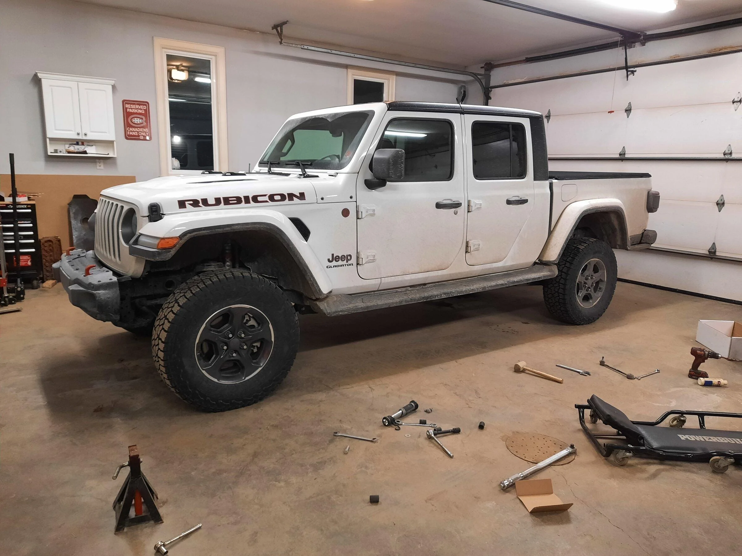 Jeep Gladiator AEV 2" Spacer Lift 20220305_212527