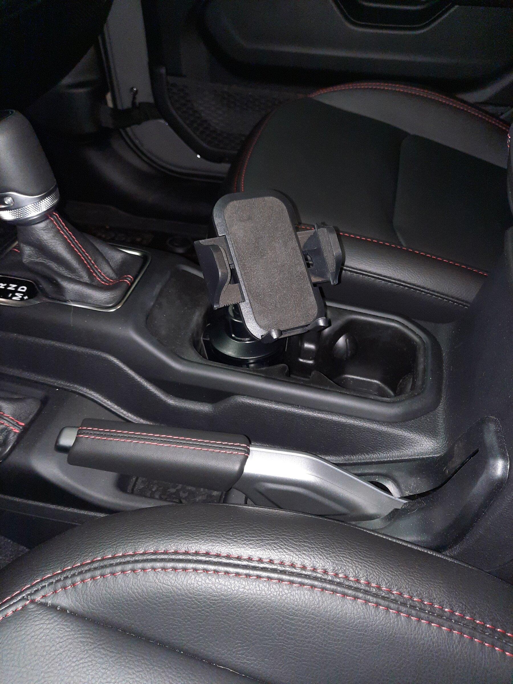 Jeep Gladiator Cell phone holder? 20220312_214337