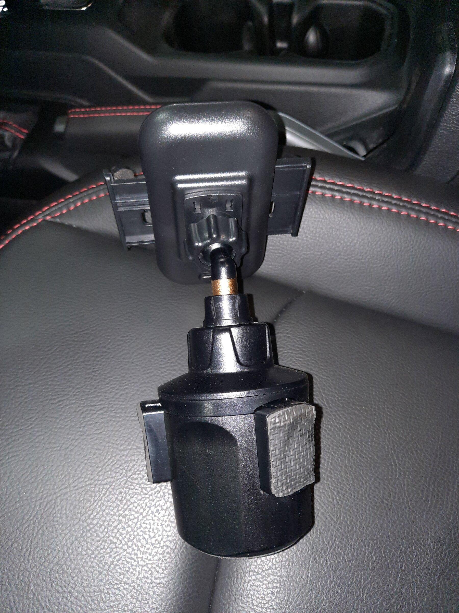 Jeep Gladiator Cell phone holder? 20220312_214324