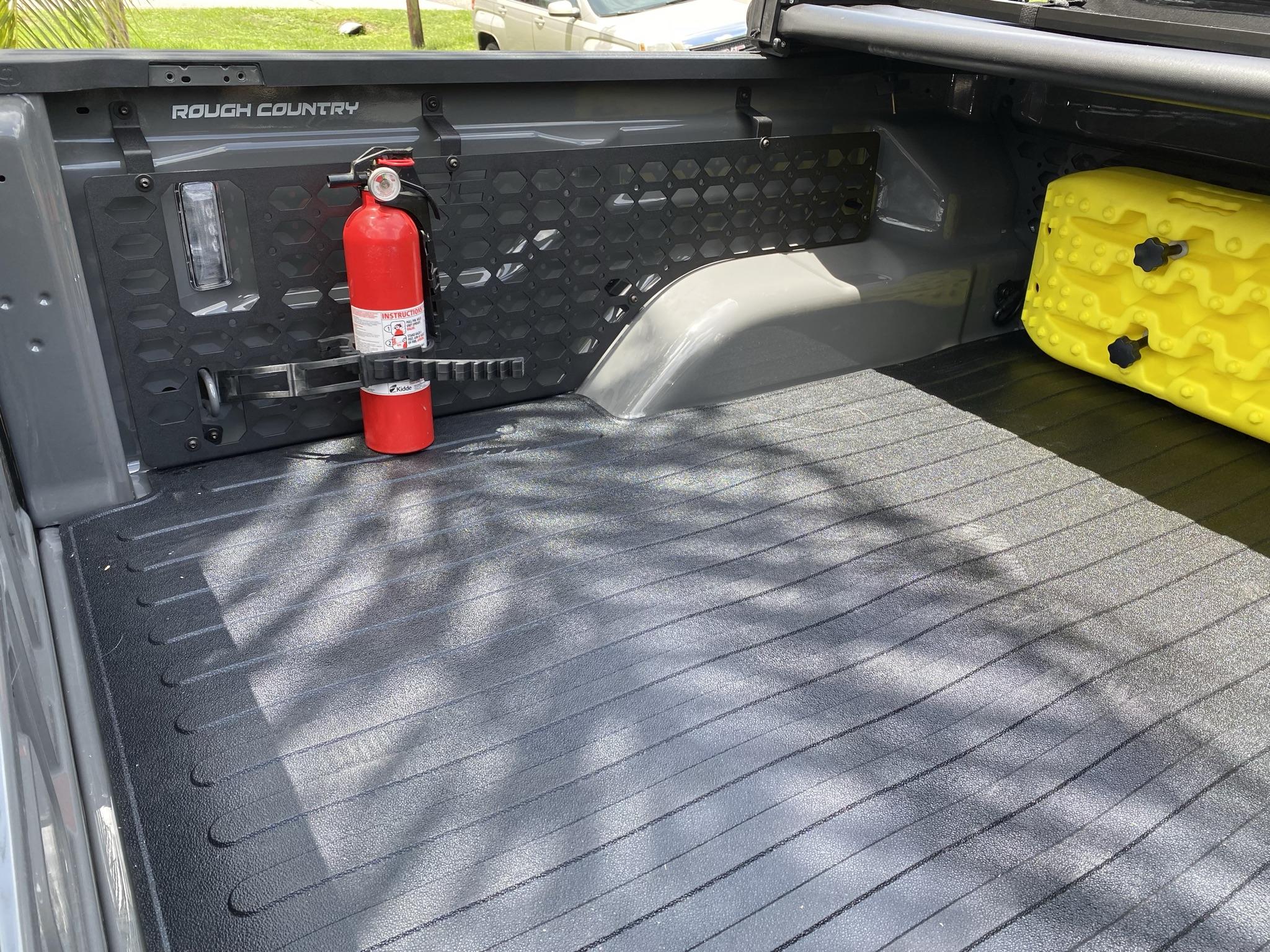 Jeep Gladiator Inside Bed Molle Setup 3F0EF466-0D89-46E4-8C4E-CA2C8757FF93