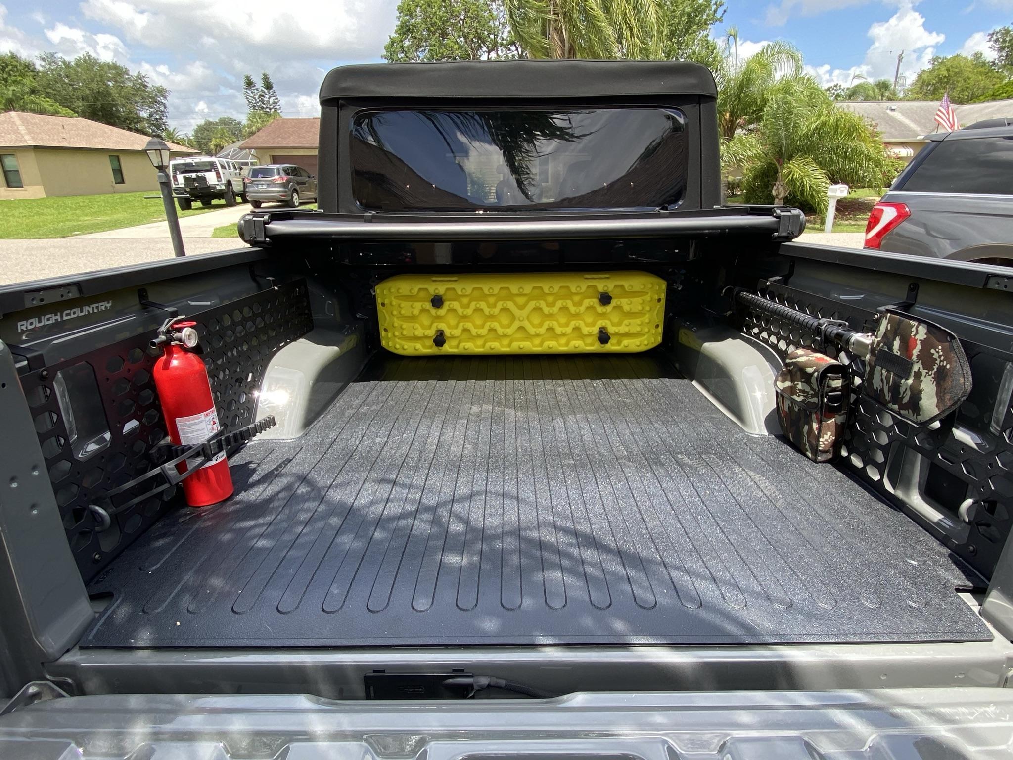 Jeep Gladiator Inside Bed Molle Setup EED175EB-34C4-44EA-97D0-9905A060960B