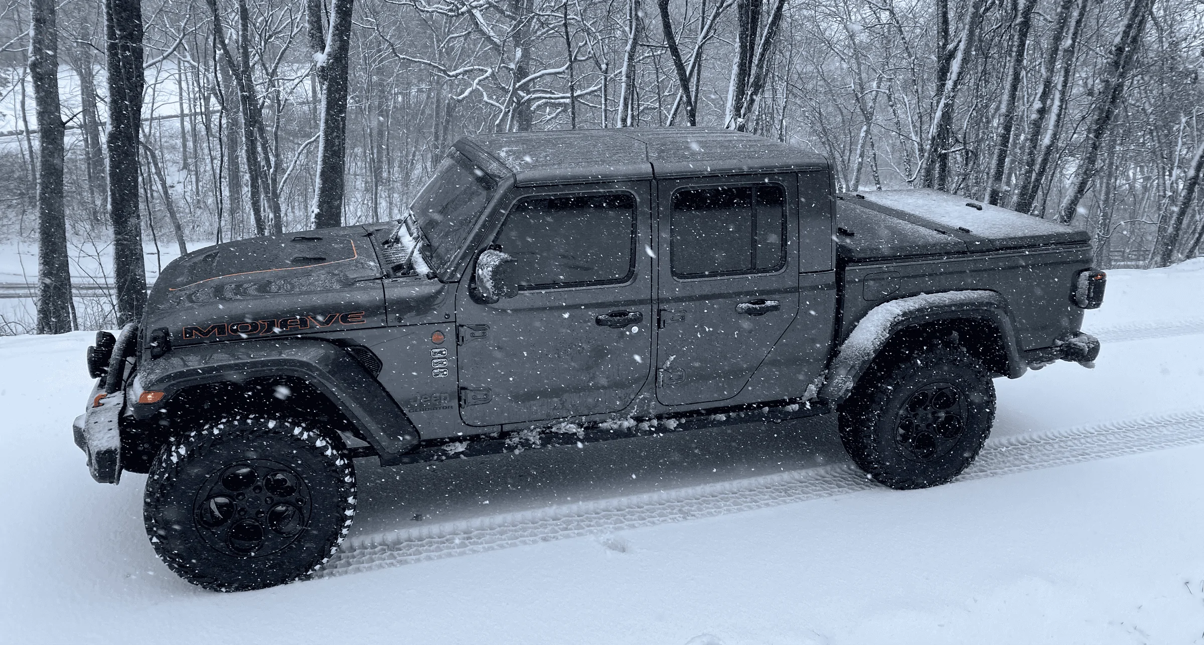 Jeep Gladiator MOJAVE Edition Gladiator JT Club tempImageyjaXTM