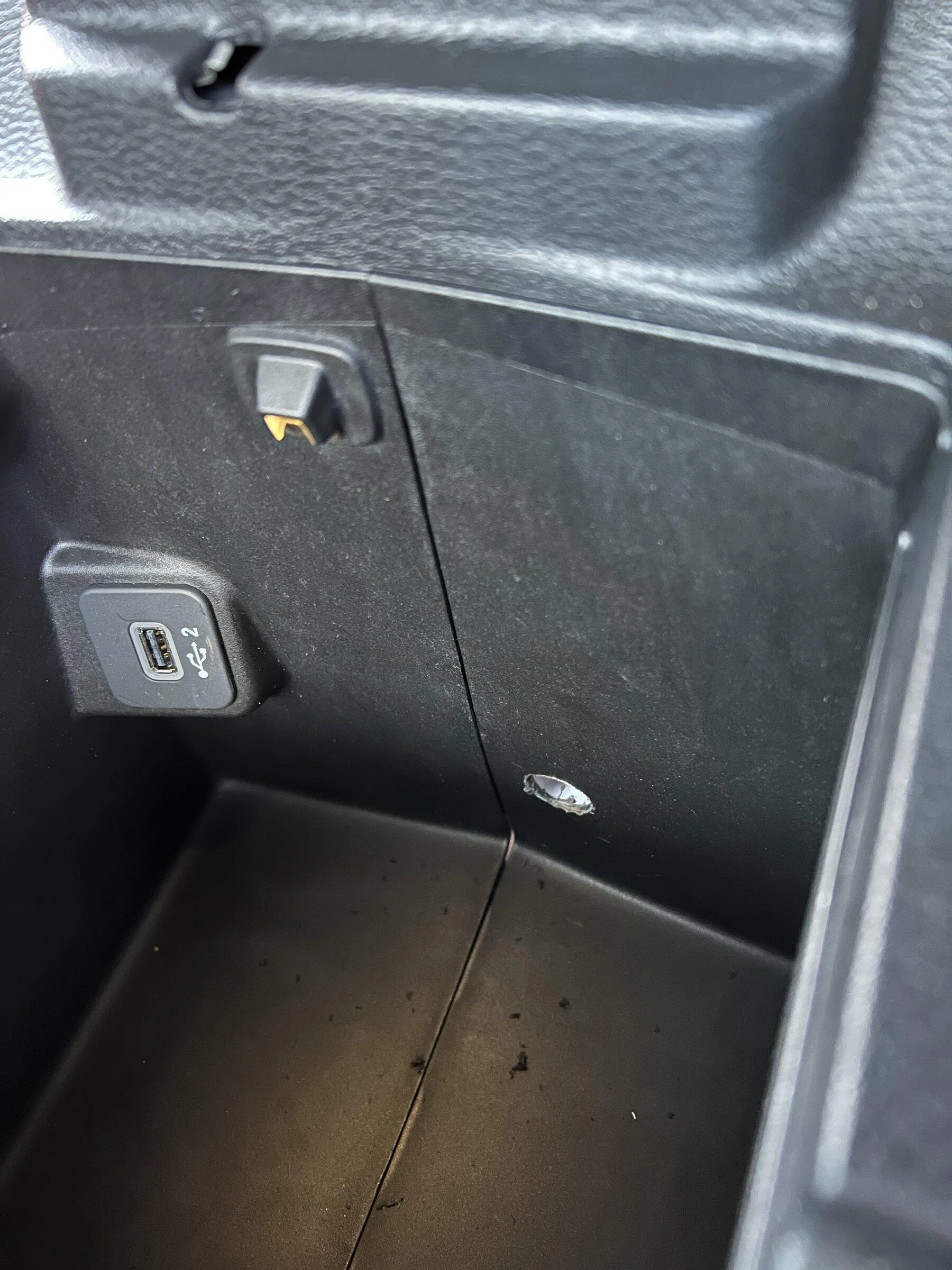 Jeep Gladiator Jeep Gladiator running wire to center console USB IMG_1902