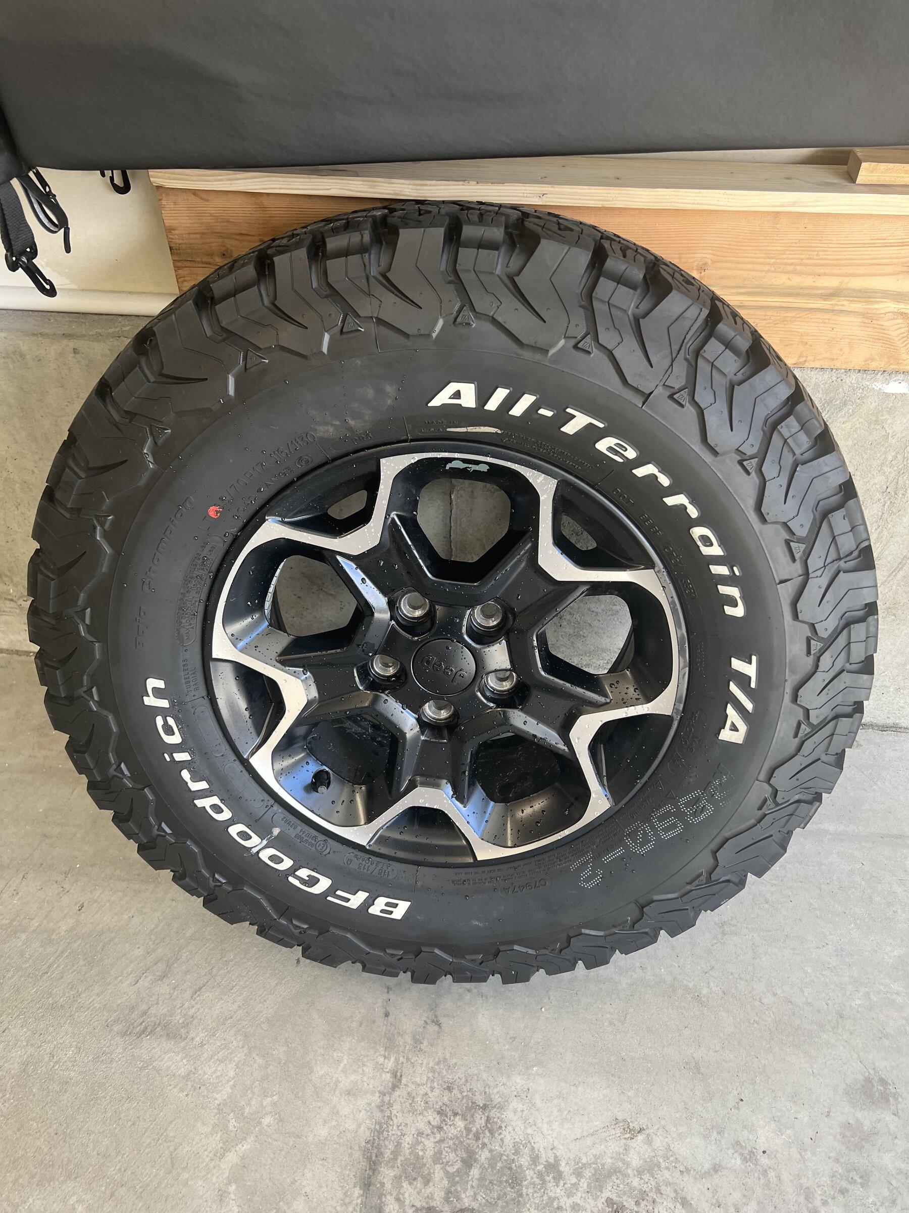 Jeep Gladiator Rubicon 4xe Wheels / Tires (5) $1500 OBO IMG_0921