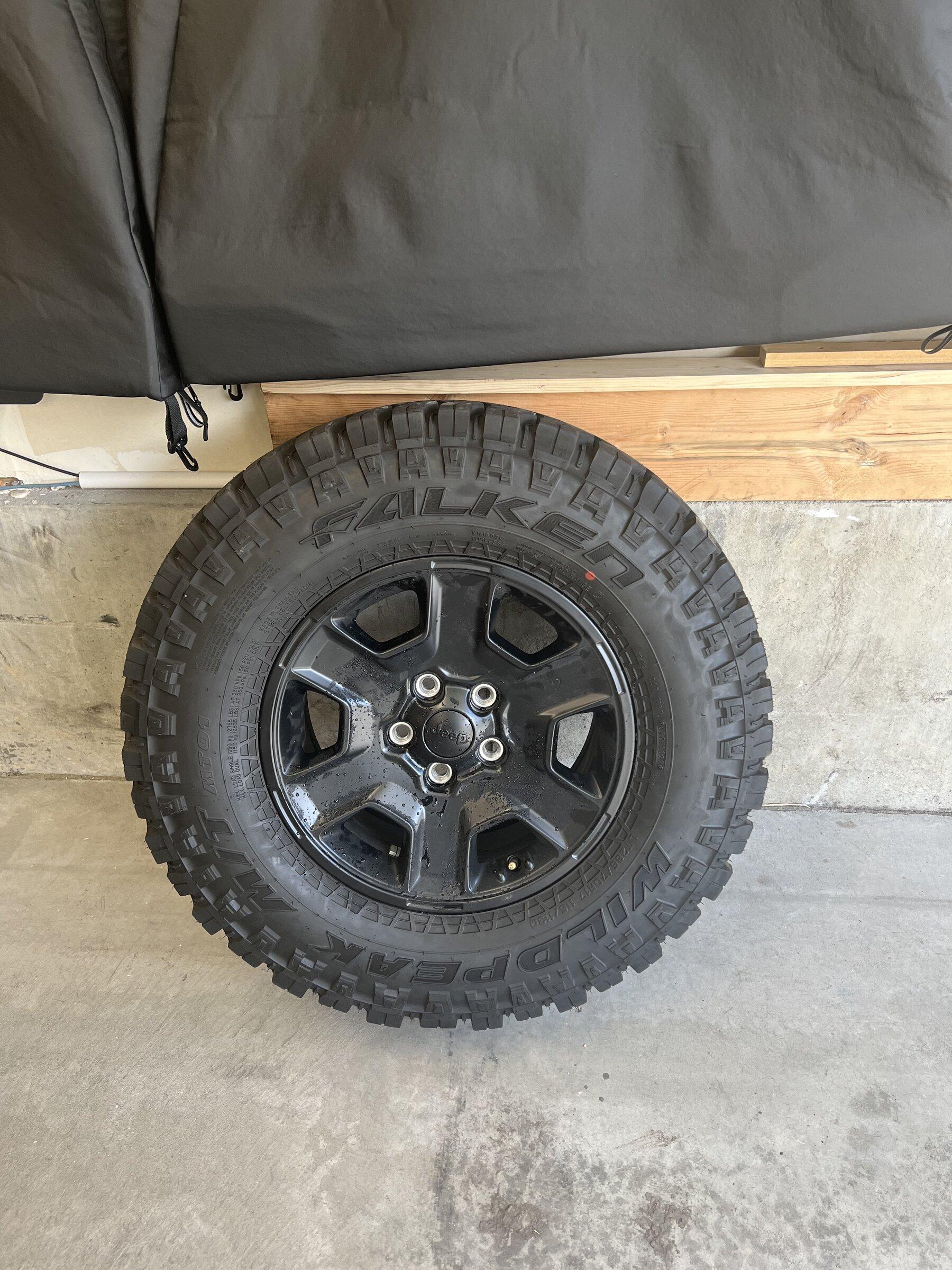Jeep Gladiator Gladiator Mojave Wheels / Tires (5) $1500 OBO IMG_0924
