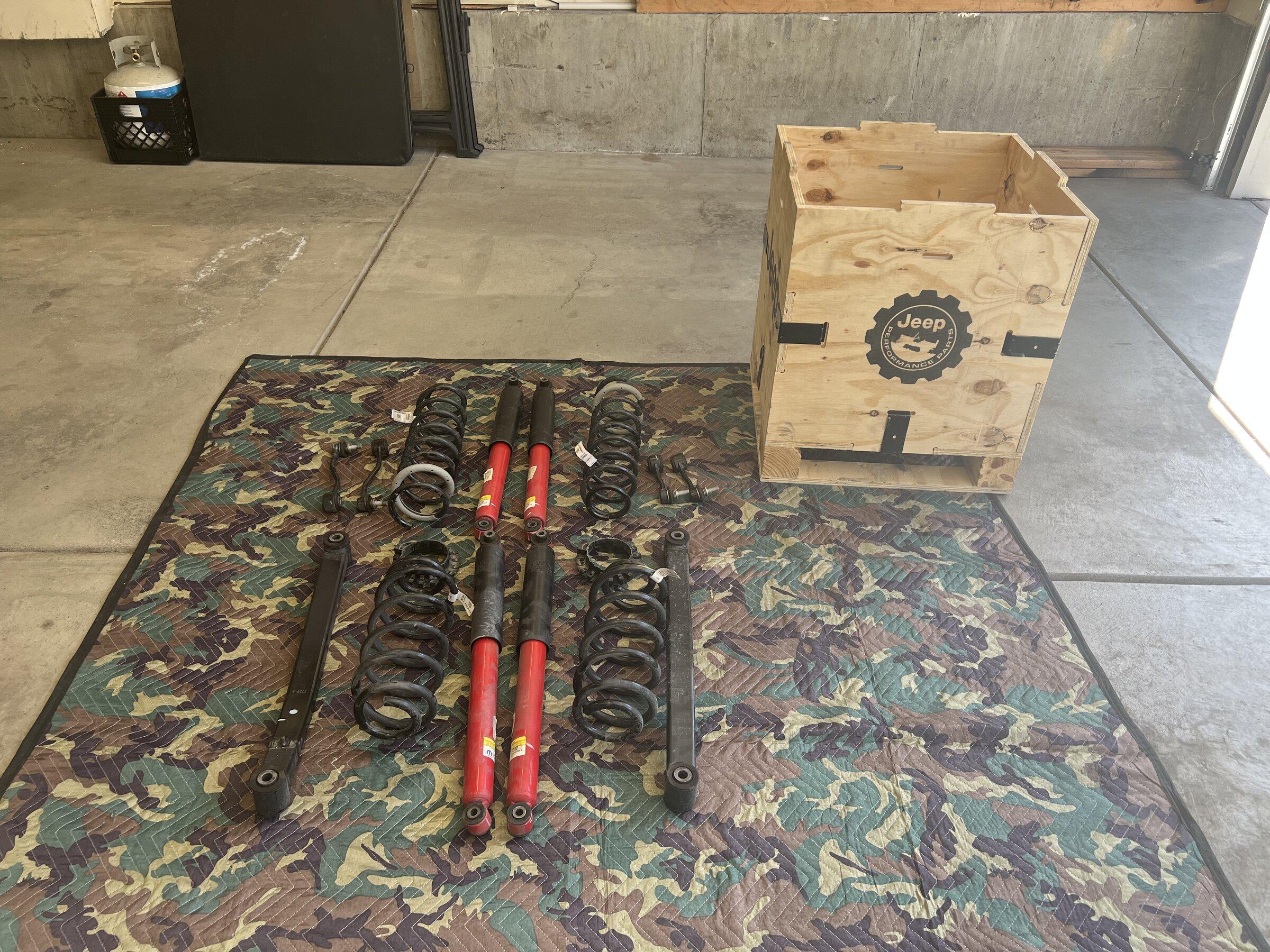 Jeep Gladiator RUBICON 4XE OEM SUSPENSION - $400 OBO IMG_0920
