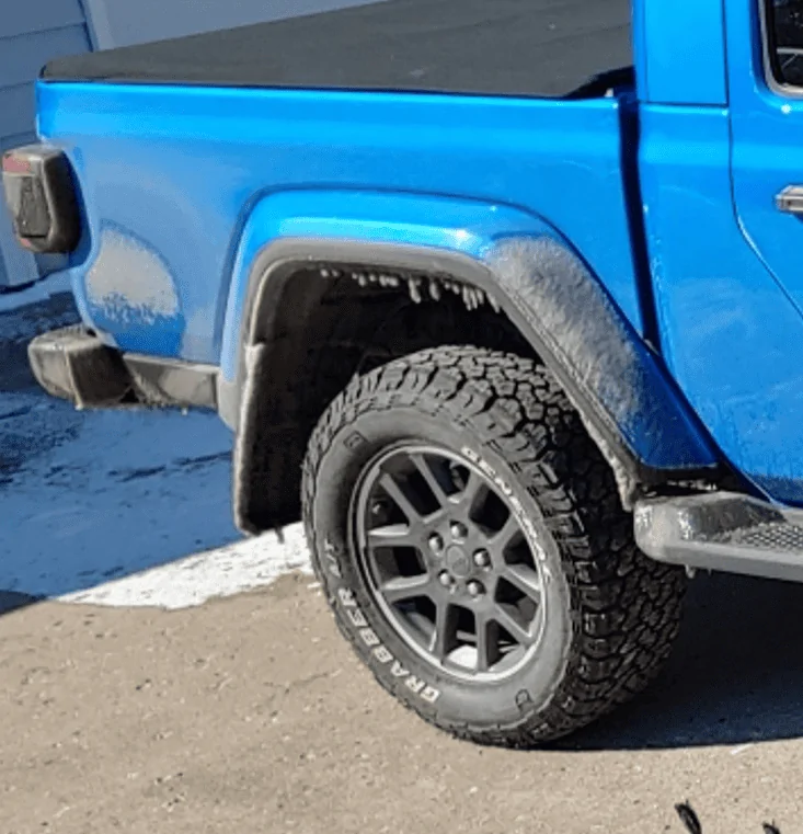 Jeep Gladiator Car washing the Gladiator and transfer case 1647315691285