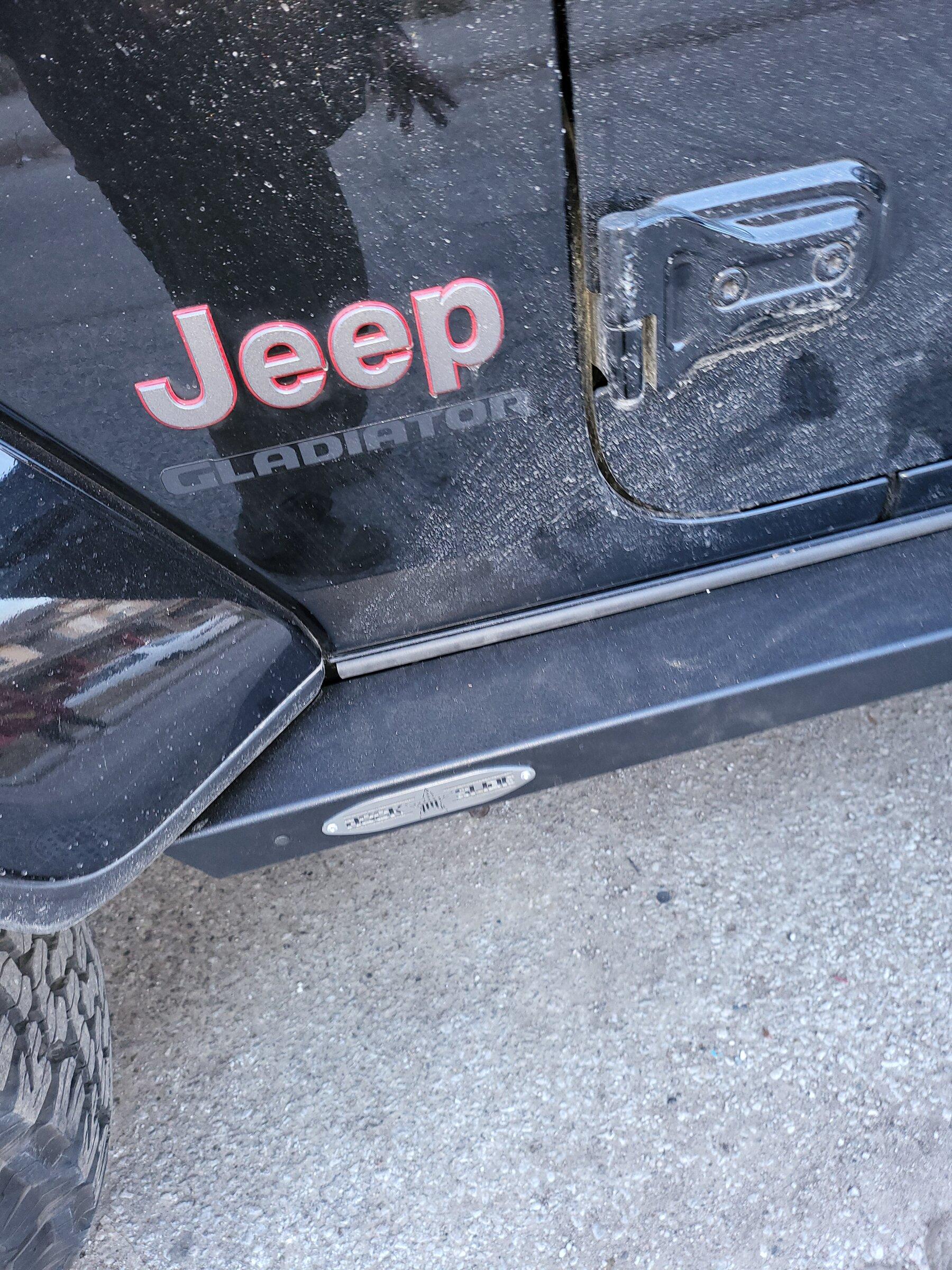 Jeep Gladiator "Betsy" The Memorial Gladiator 20220314_193352