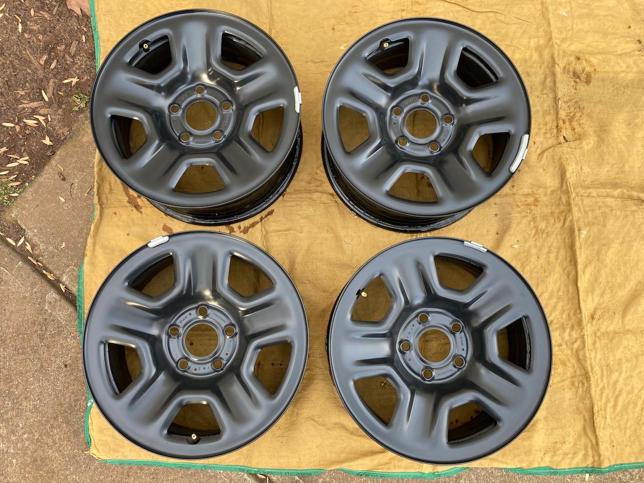 Jeep Gladiator Set of OEM Steel Wheels IMG_6918