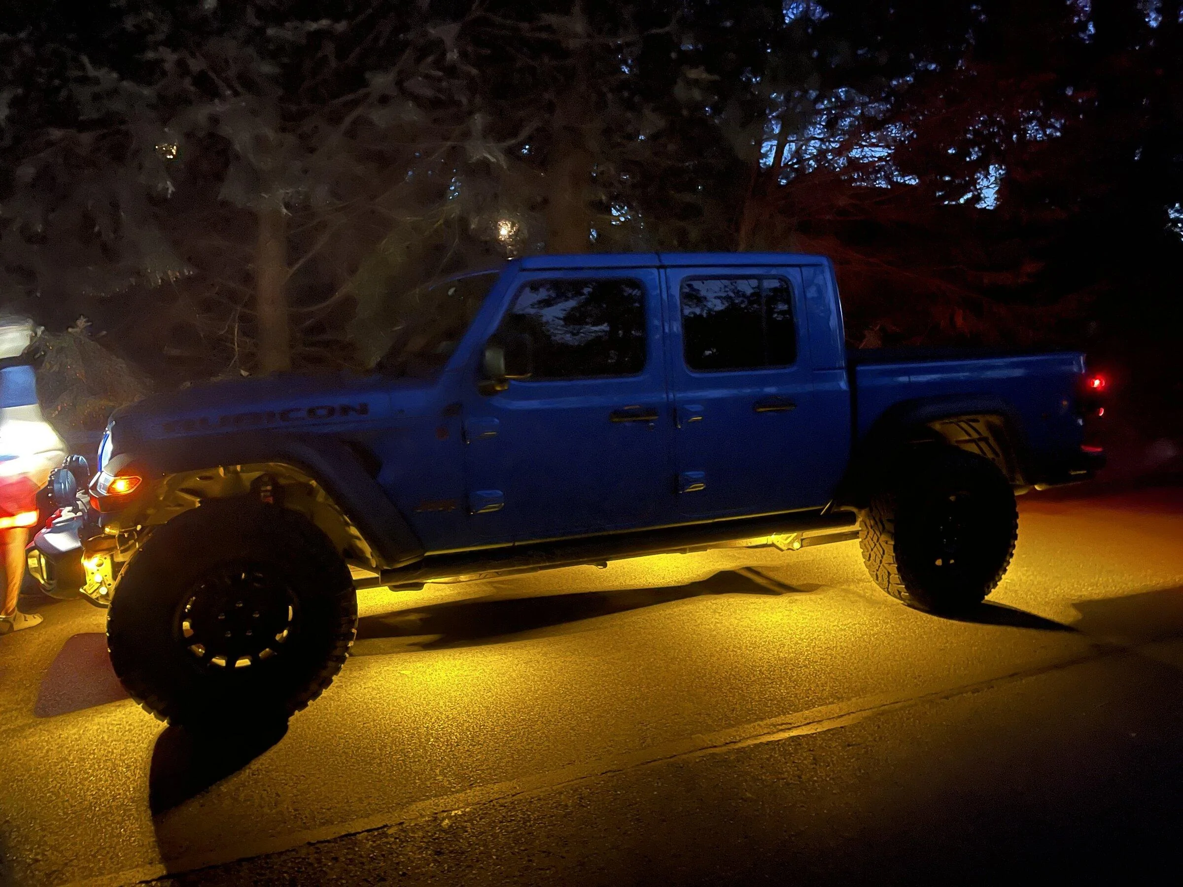 Jeep Gladiator Just installed KC Cyclone Rock lights / Courtesy lights. IMG_6826