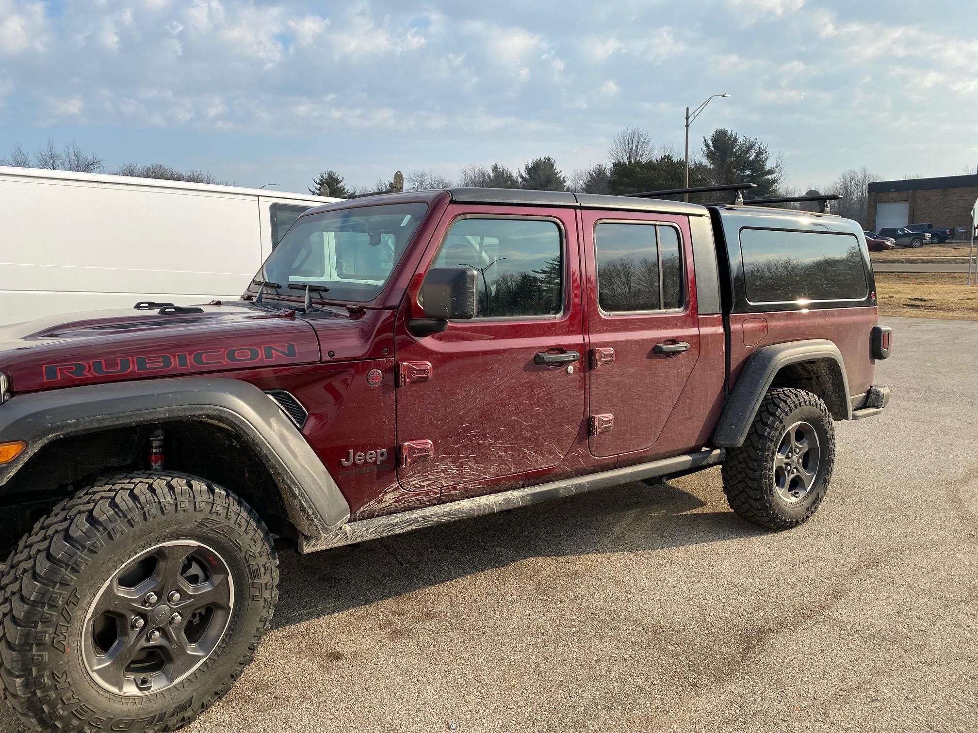 Jeep Gladiator Truck Bed Hard Top IMG_5593