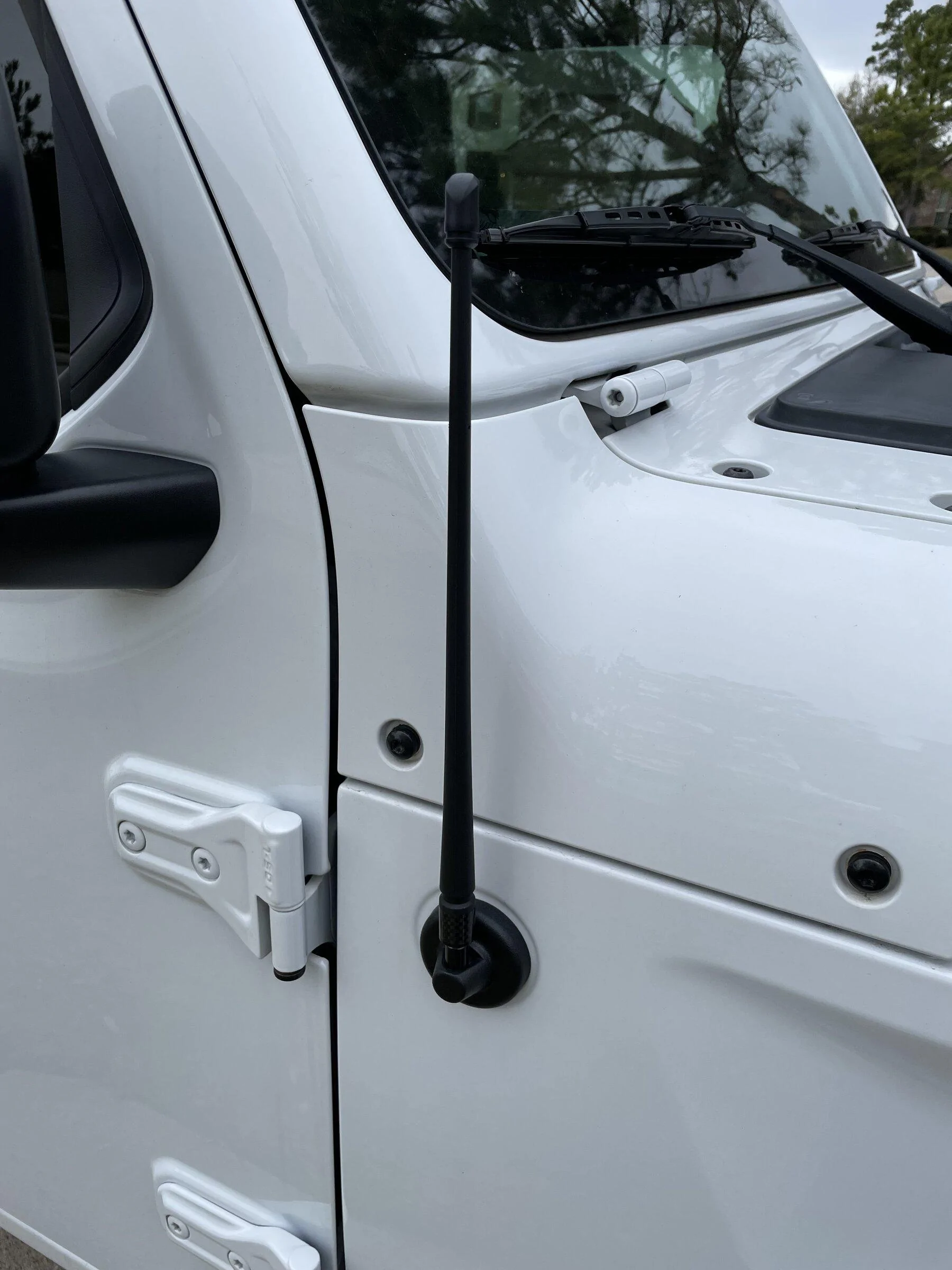 Jeep Gladiator White Max Tow JT Build 66708444336__4E5812FB-890D-4BCB-86BF-479CC226FEF2