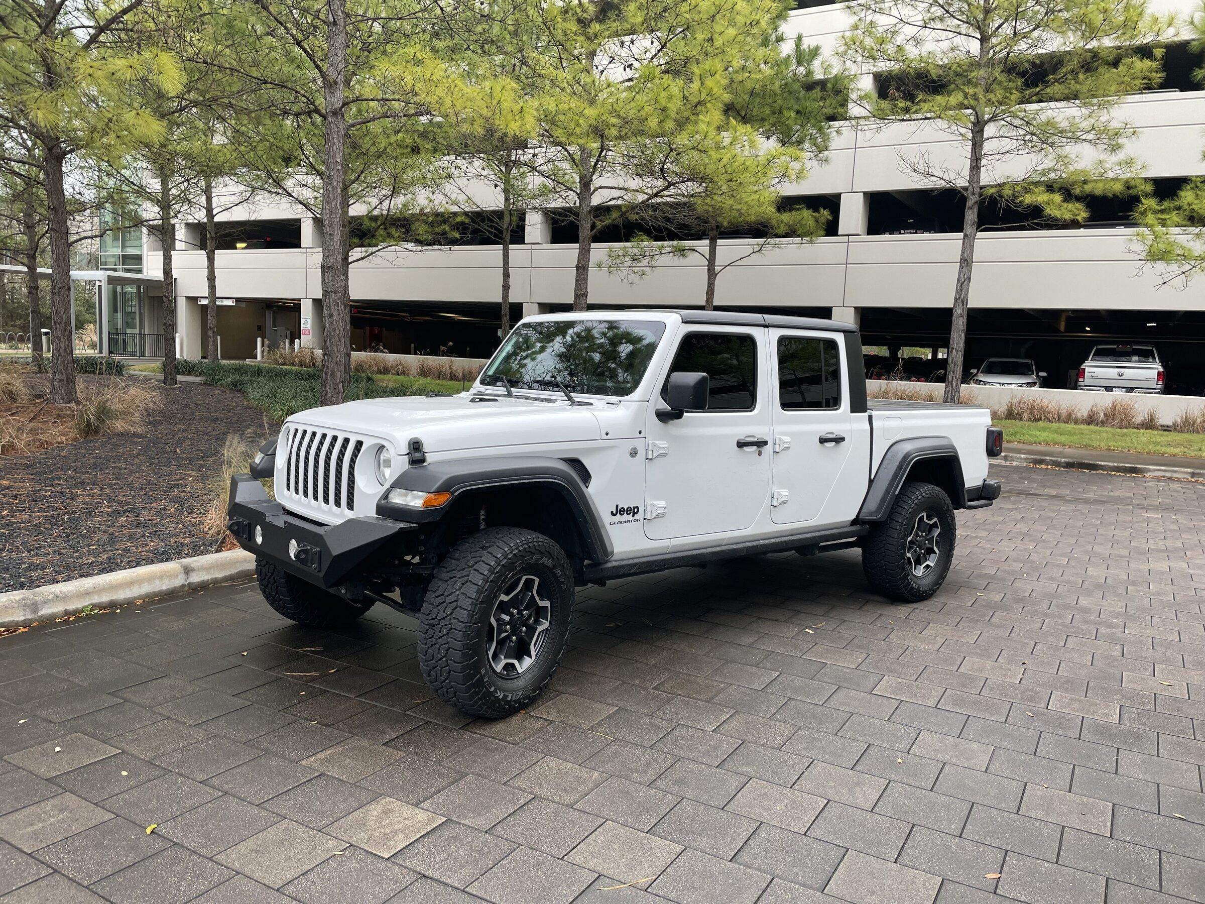 Jeep Gladiator White Max Tow JT Build IMG_8158