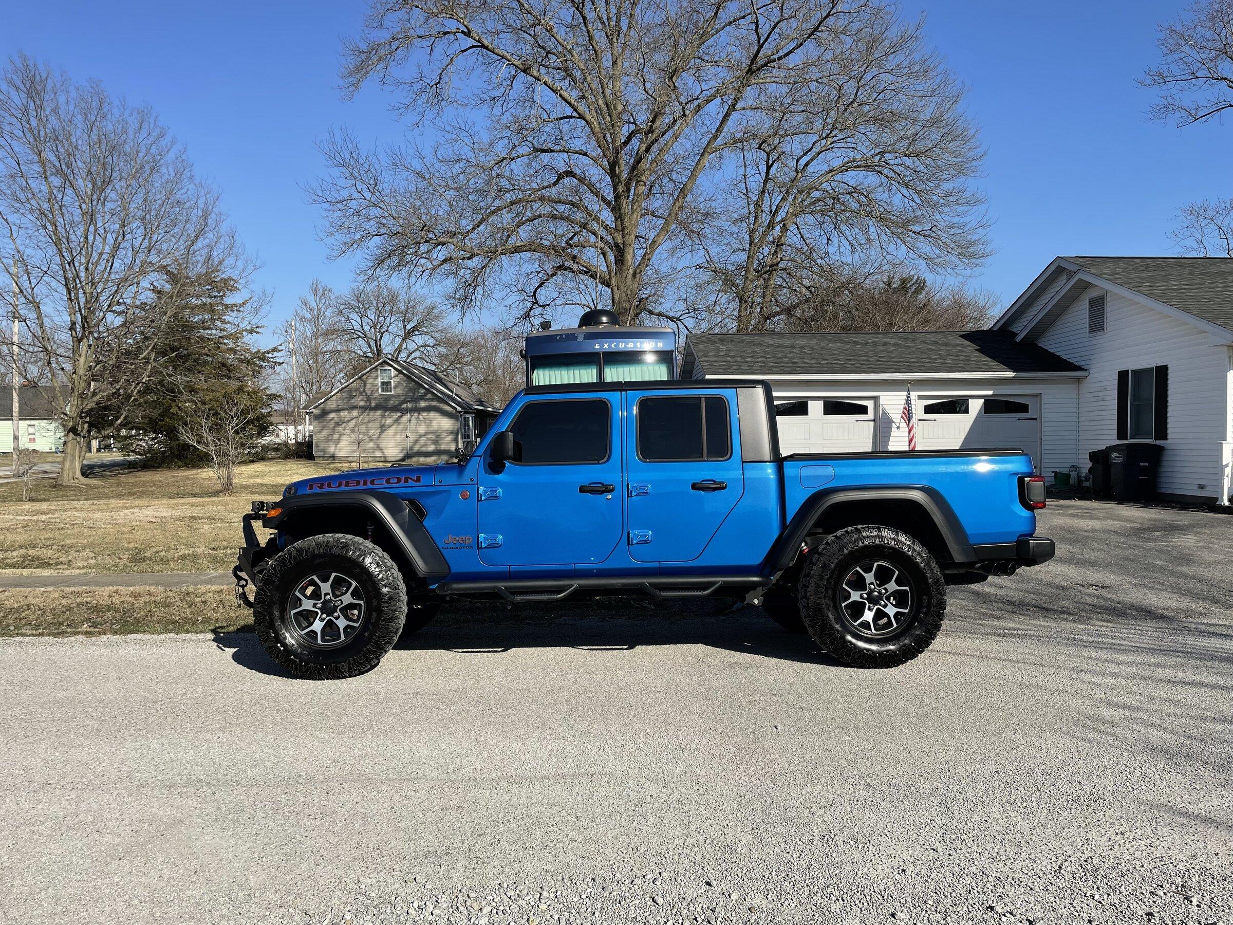 Jeep Gladiator What’s it worth 65E83B12-D624-42EB-A318-475E382EA794