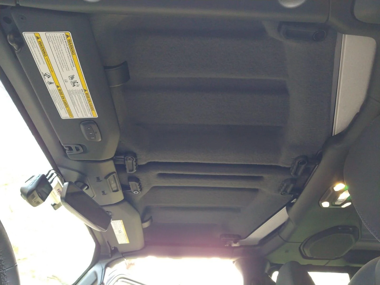 Jeep Gladiator Coverking Topliners - Anyone not get a black one? 275974184_10228268357762926_6602318528952073809_n
