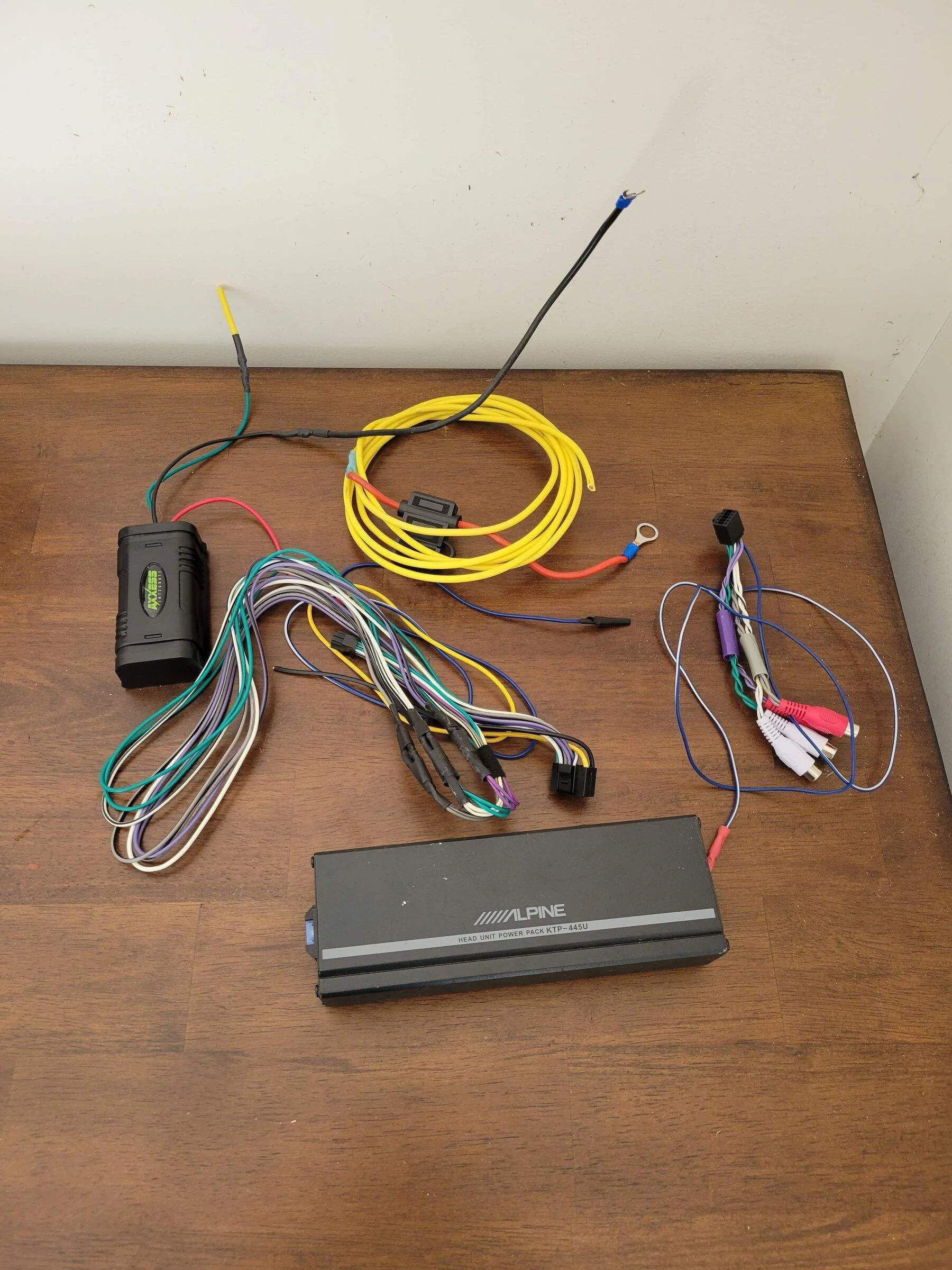 Jeep Gladiator FS: PAC AmpPRO AP4-CH41 amp interface, Alpine amplifier 20220317_124741