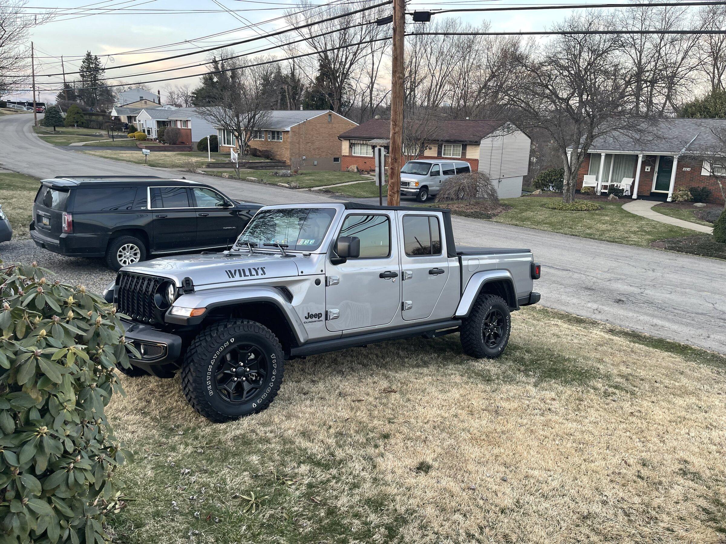 Jeep Gladiator Anybody heard anything about this? 0AC1D5CF-E46E-45D3-A9F6-97129DEF9F20