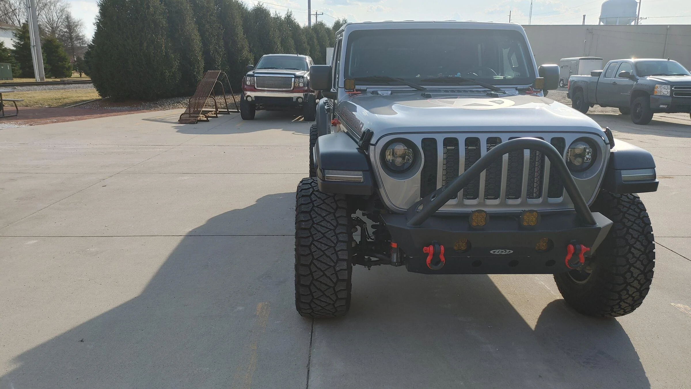 Jeep Gladiator Went from 20s 12.5s to 17s 10.5s. added like 50 HP and caddy ride. 0317221656a_HDR