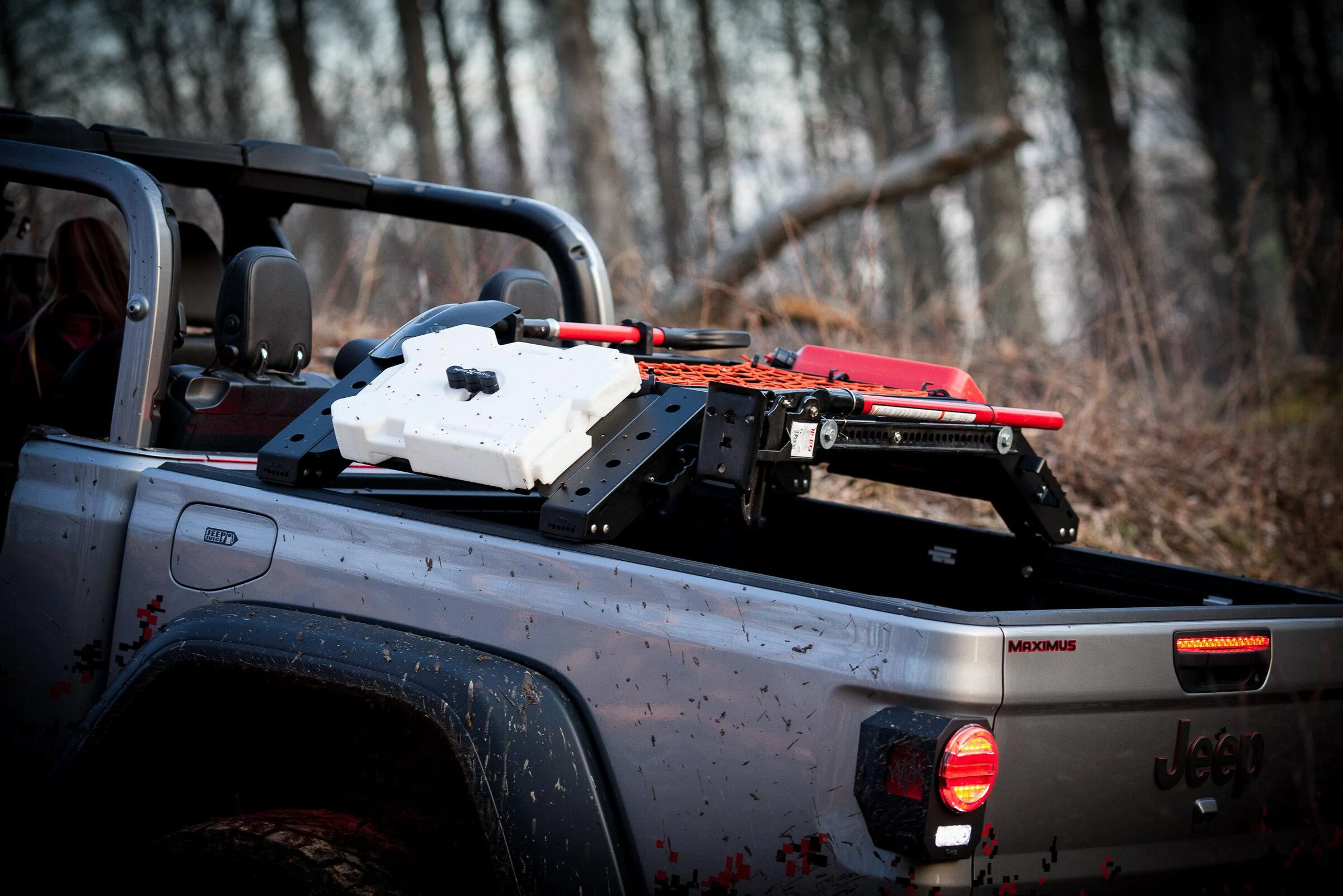 Jeep Gladiator A different approach to truck bed racks by KB Voodoo Gladiator Half Rack -6