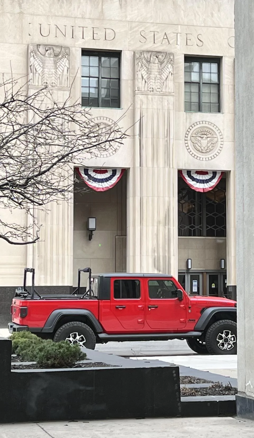Jeep Gladiator FIRECRACKER RED Gladiator JT Club 379059D6-79EF-44AC-BFCC-2C8199CAF3A3