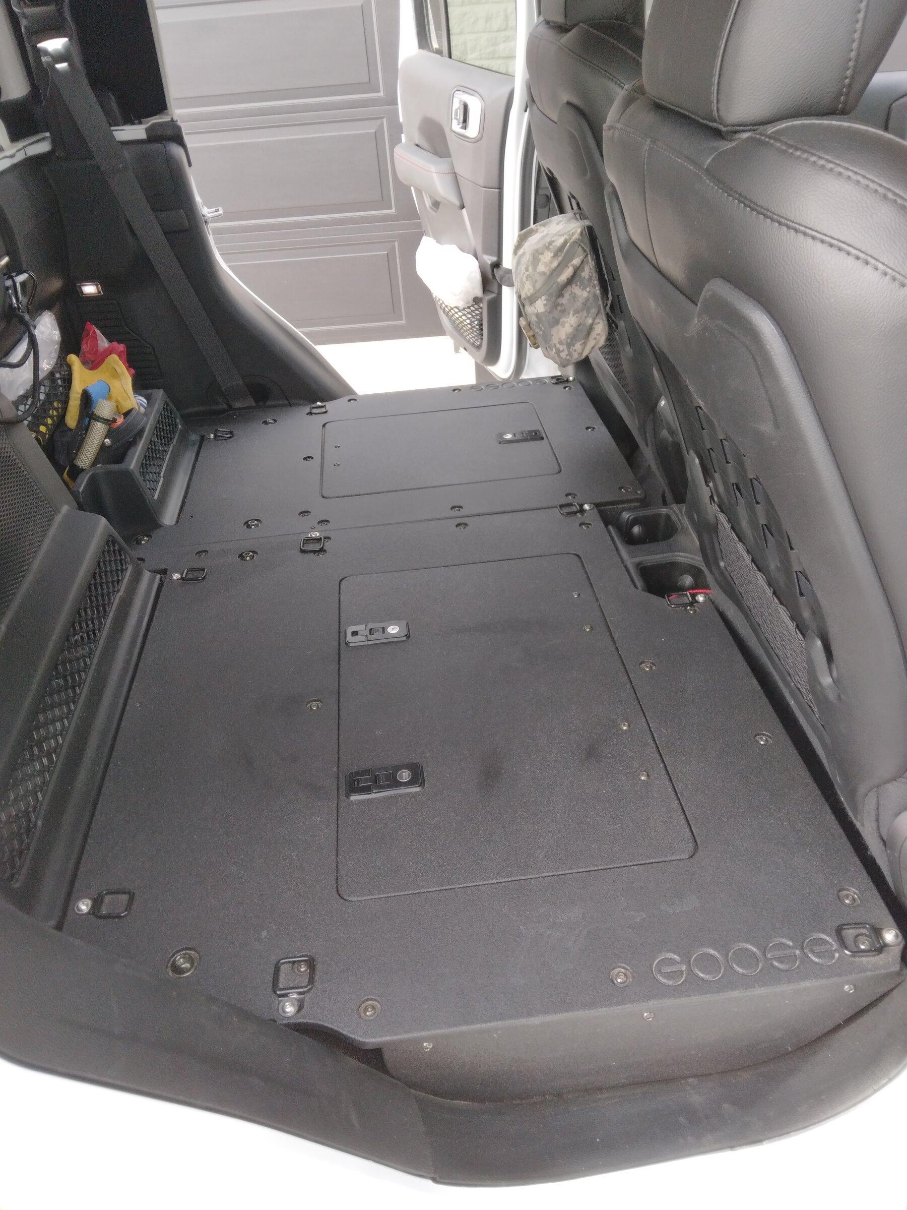 Jeep Gladiator Gladiator Goose Gear Second Row Seat Delete Deck 20220228_160454