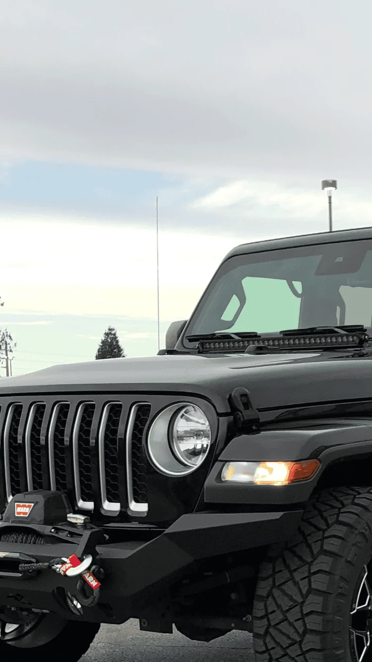 Jeep Gladiator Roof/windshield light bars EAF4D7DD-3316-4FE3-88D0-04E2752752B7