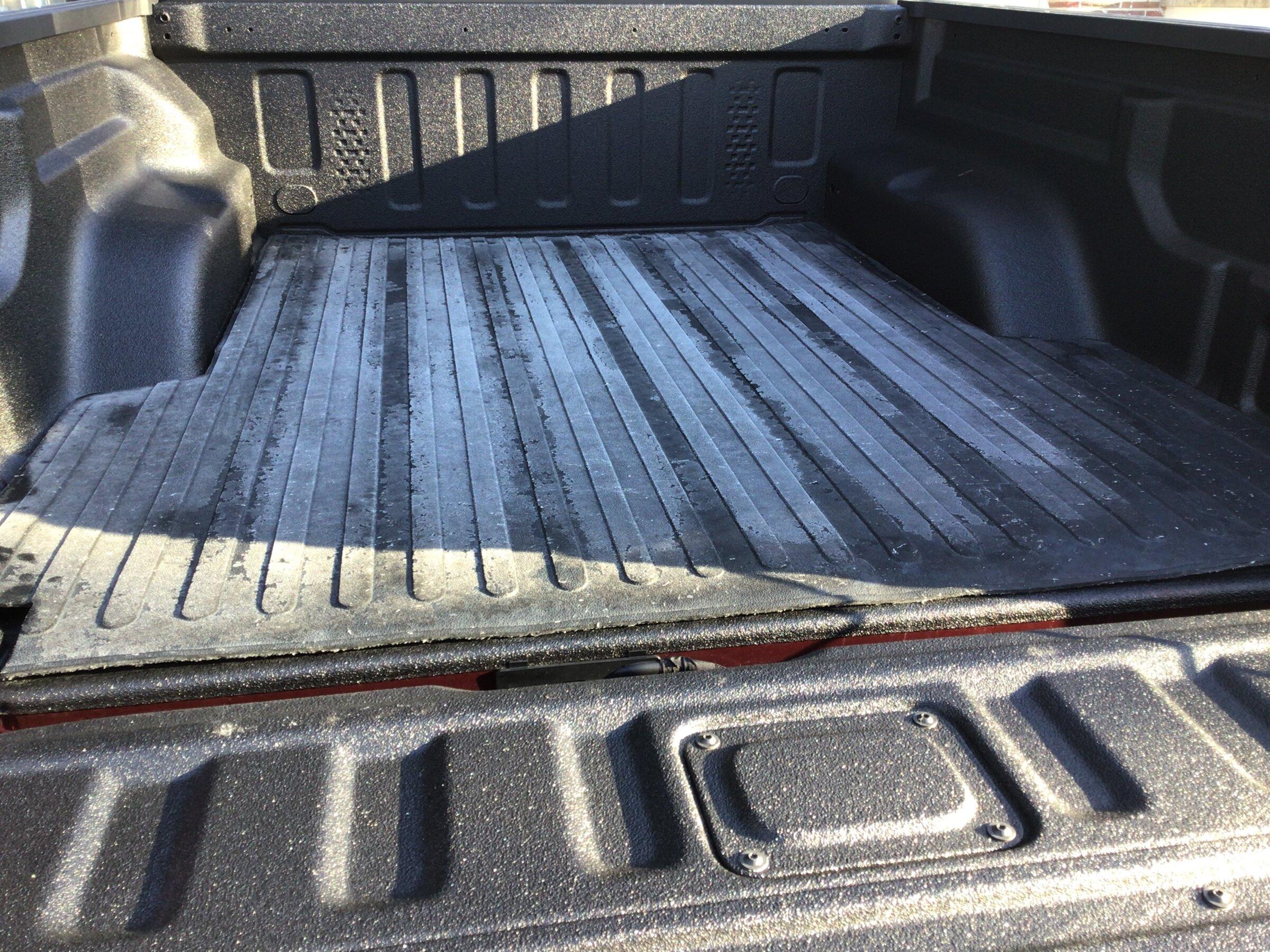 Jeep Gladiator Custom bed mat 664771D3-EFD1-43F9-A570-2175C5FF392F
