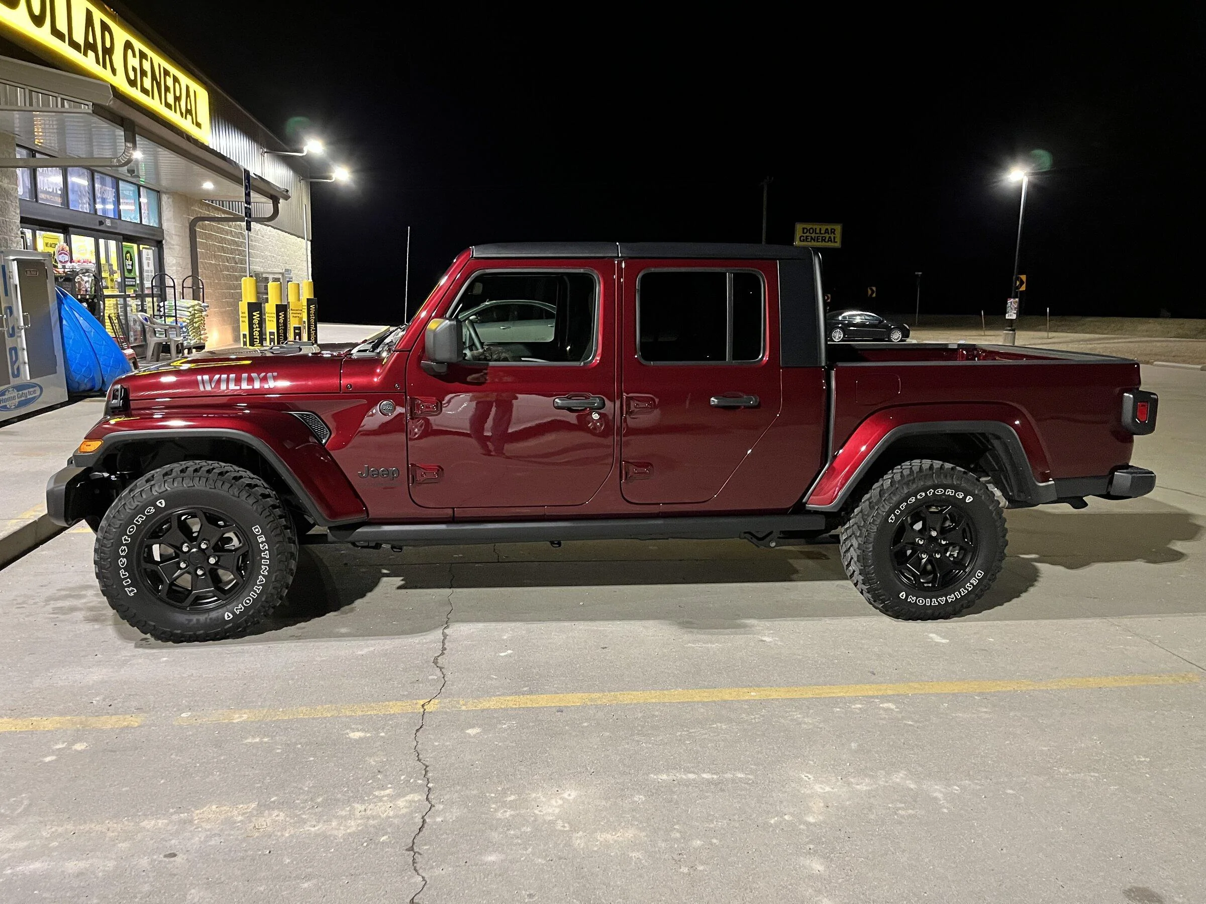 Jeep Gladiator Show me your sport and sport s with factory wheels and 33s. IMG_0073