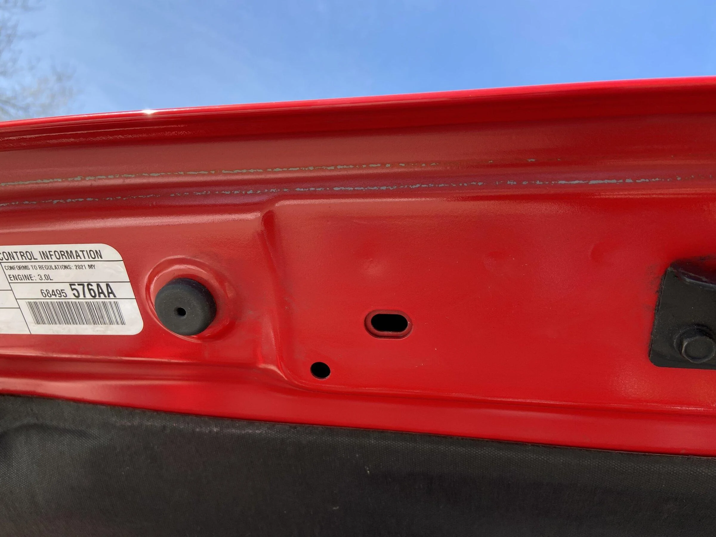 Jeep Gladiator Paint coming off — Should I worry? 43268152-4944-464F-B6AA-9DBEE421C379
