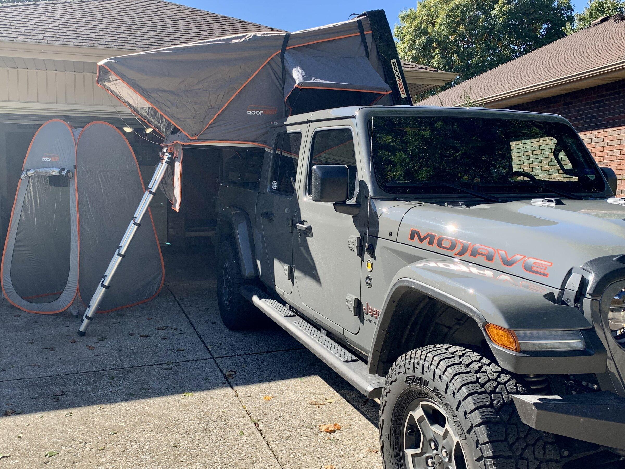 Jeep Gladiator Lets see those bed rack and tent combos! IMG_2464