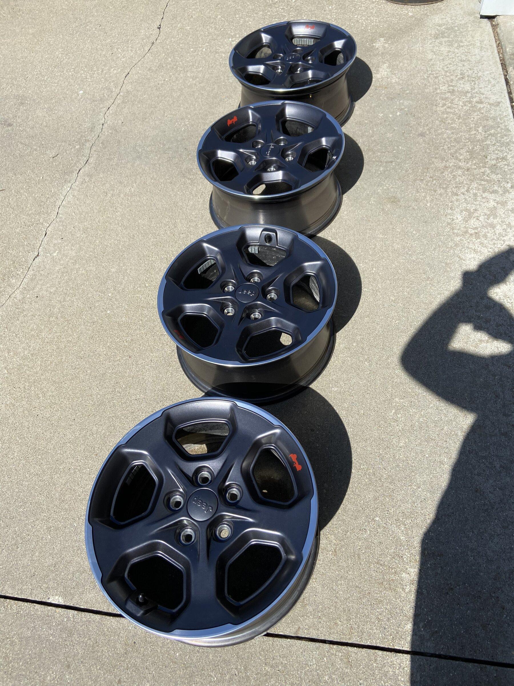 Jeep Gladiator Rubicon Wheels DA13D6B3-BBC5-4A43-87EC-6837EE8EF11E