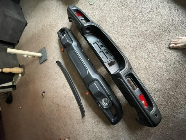 Jeep Gladiator OEM Rubicon Steel Rear bumper w/parking sensor holes $350 94264EC2-9E08-4104-BF8B-3F5F542DDA55