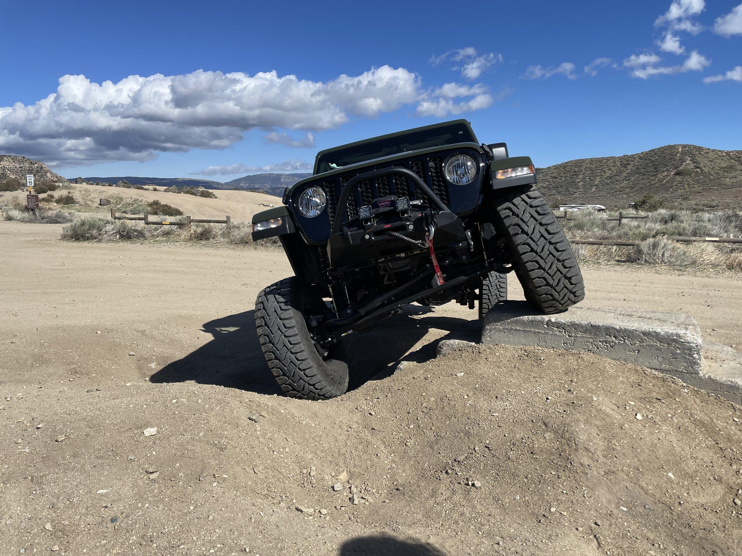 Jeep Gladiator Sarge Green Cali in Bakersfield CA tempImageAXaFmo