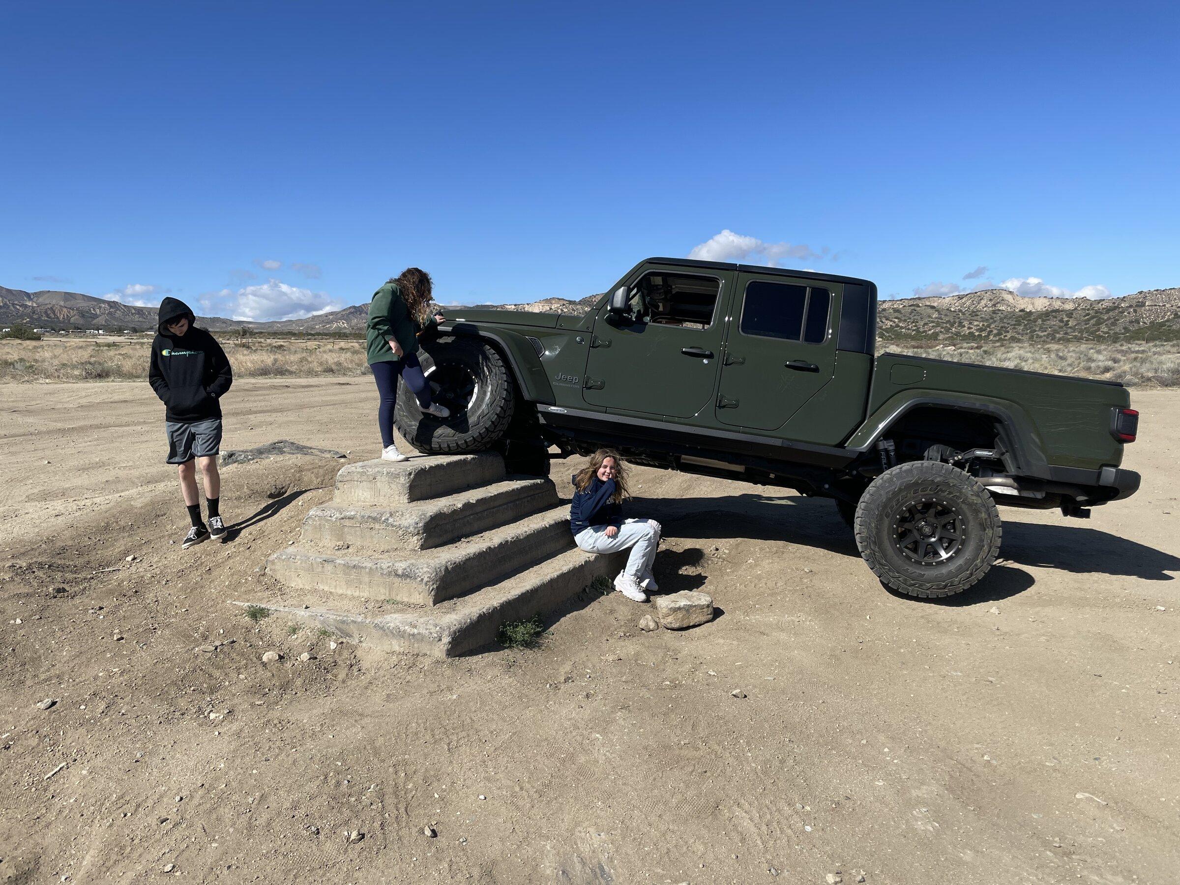 Jeep Gladiator Sarge Green Cali in Bakersfield CA tempImageqMUGnZ