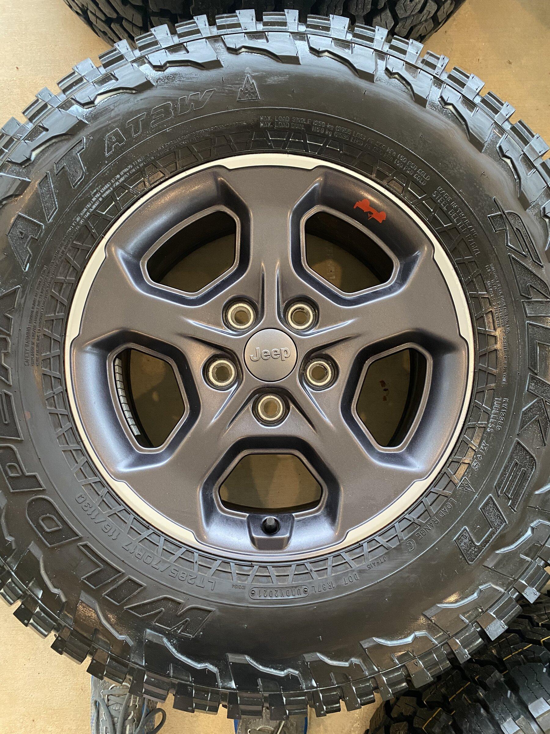 Jeep Gladiator Gladiator Rubicon Wheels $1000 58B37C9A-2B5F-4023-9280-261E4ECF4BE5