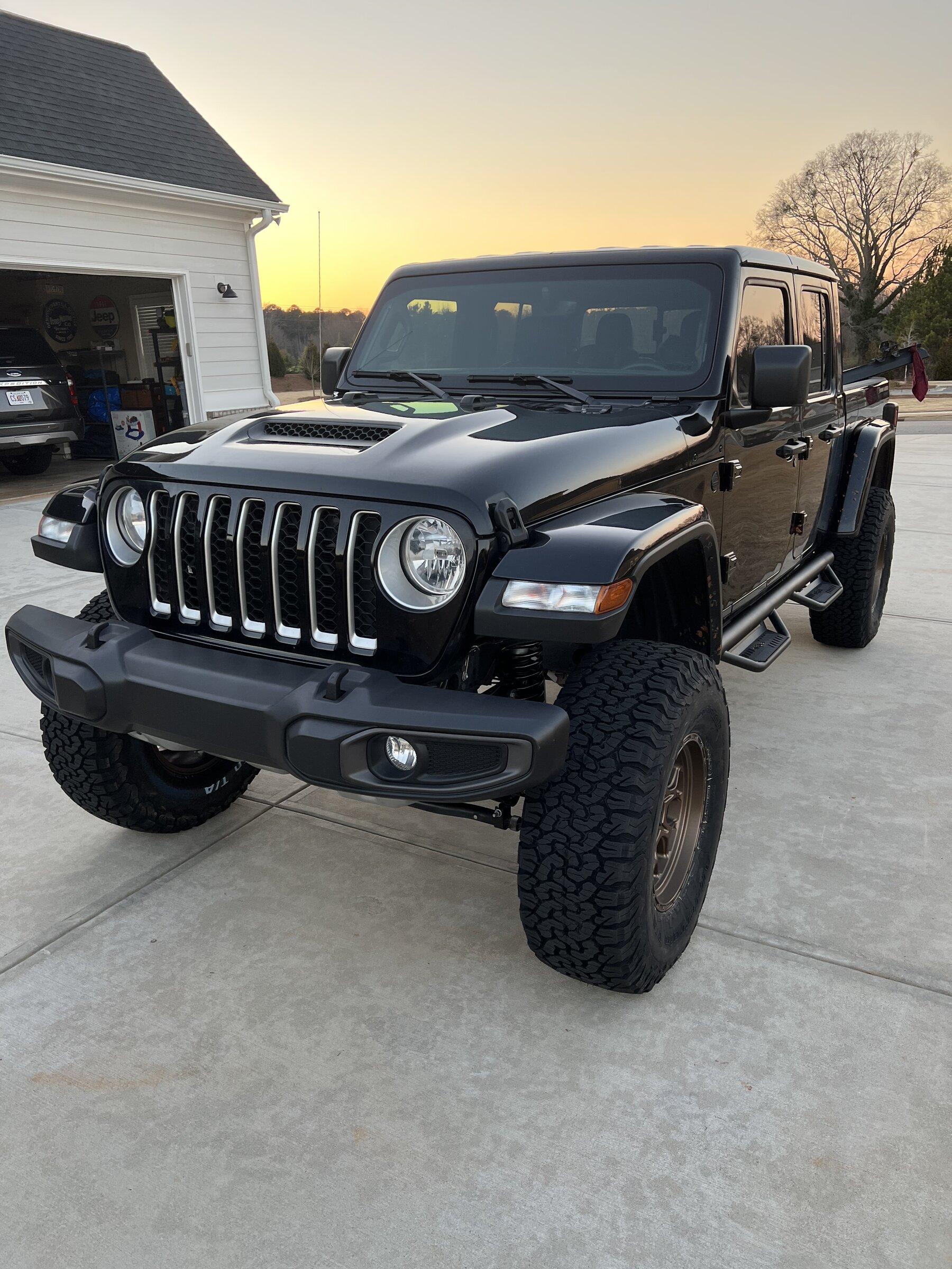 Jeep Gladiator Lets see all those Gladiators with lifts and bigger tires! 9324DE4A-932A-4B84-BA96-126E995605B0