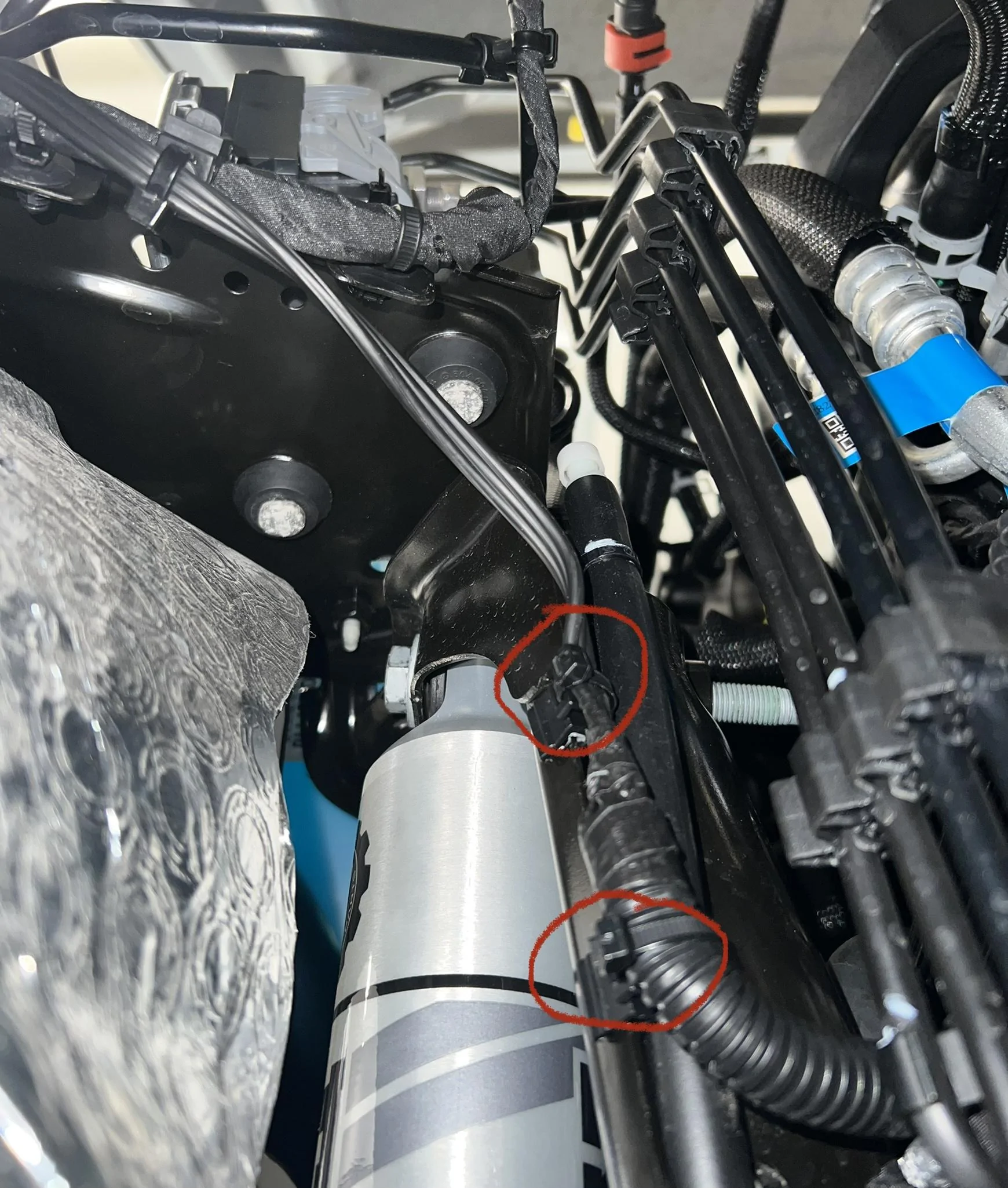 Jeep Gladiator JT 3.6 Block Heater Installation 1DB15279-6B65-4574-9664-2C4969EAFA90