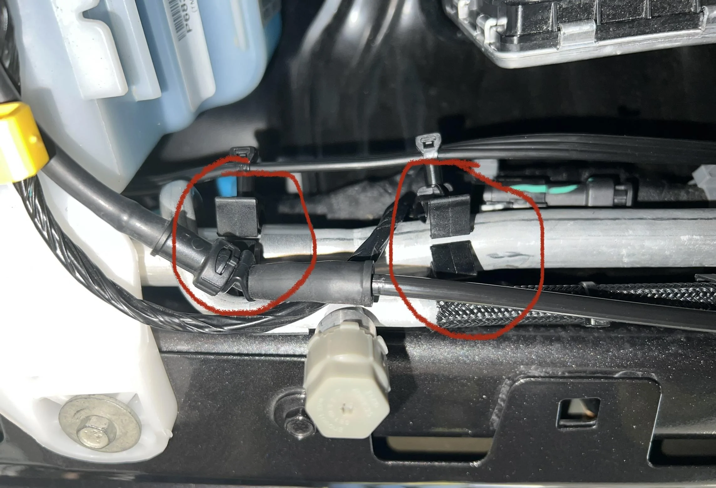 Jeep Gladiator JT 3.6 Block Heater Installation 218953B3-64C7-49AE-B7CA-C9345C56D8B0