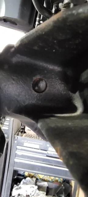 Jeep Gladiator Rosette or Plug welds on axle front1