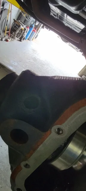 Jeep Gladiator Rosette or Plug welds on axle front2