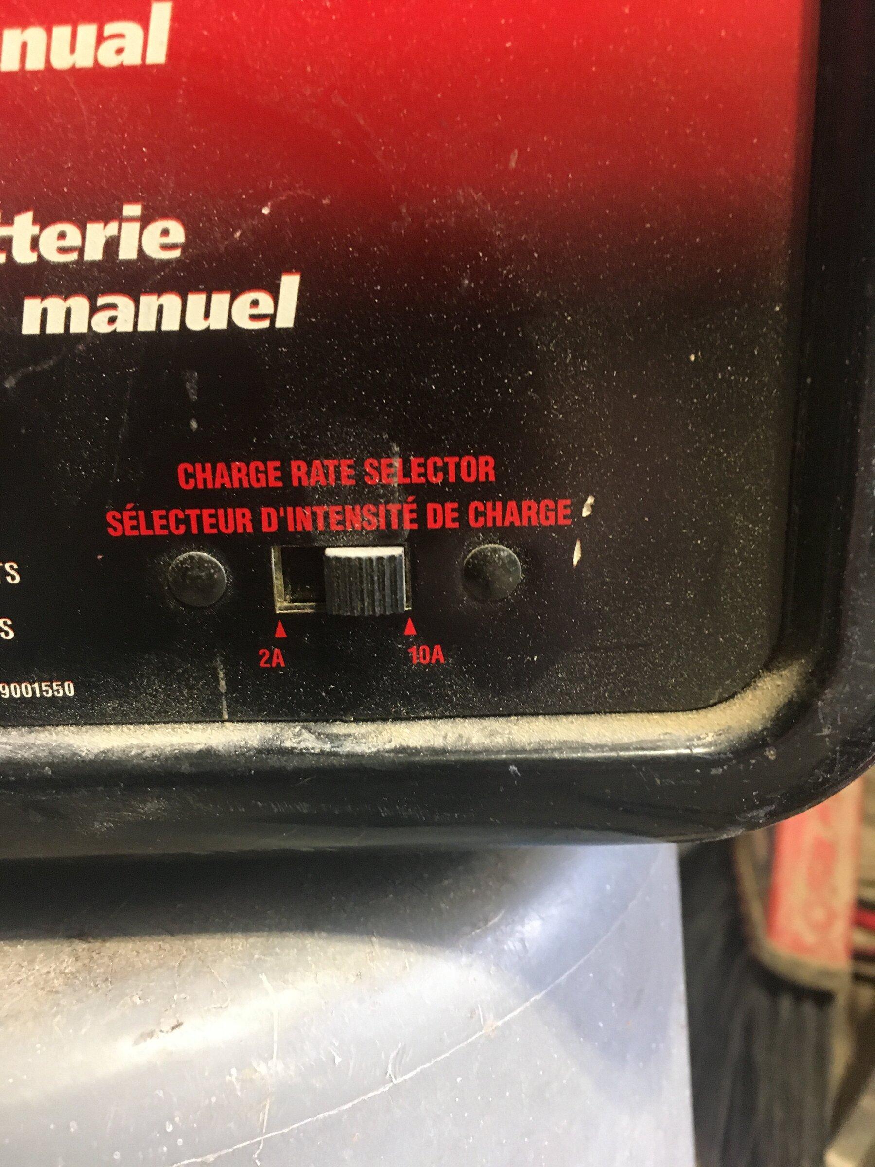 Jeep Gladiator Your battery voltage - truck off and at rest 99FFC68C-2AB2-4015-BF4B-9F02214E39F9