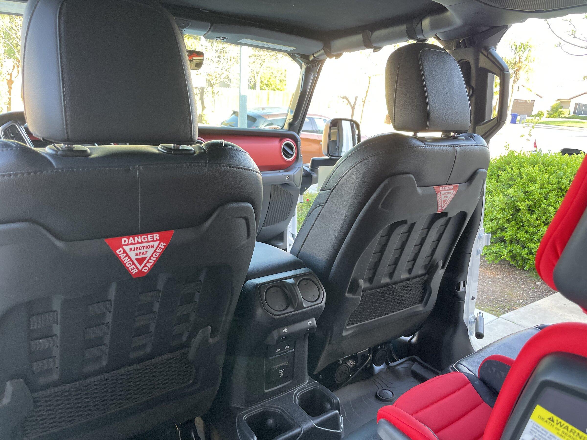 Jeep Gladiator Stickers and decal pics! DD74A127-D511-46E3-ACAB-E8E85BA783BC